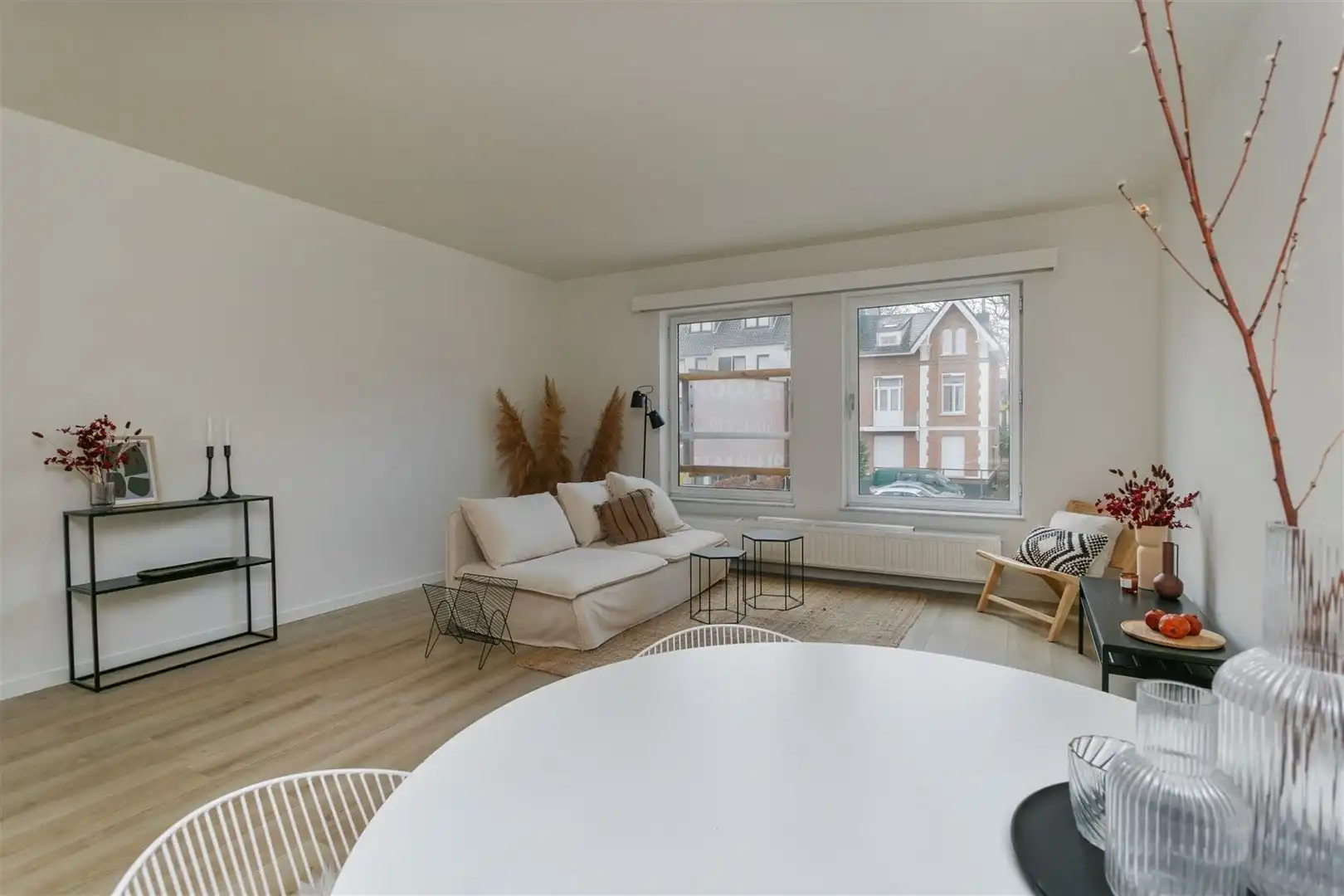 Instapklaar appartement met 1 slaapkamer en parking foto {{pictureIndex}}