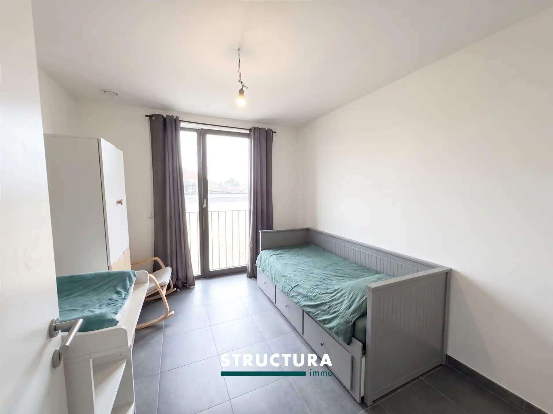 Appartement met ruim terras, staanplaats aan de Markt foto 5