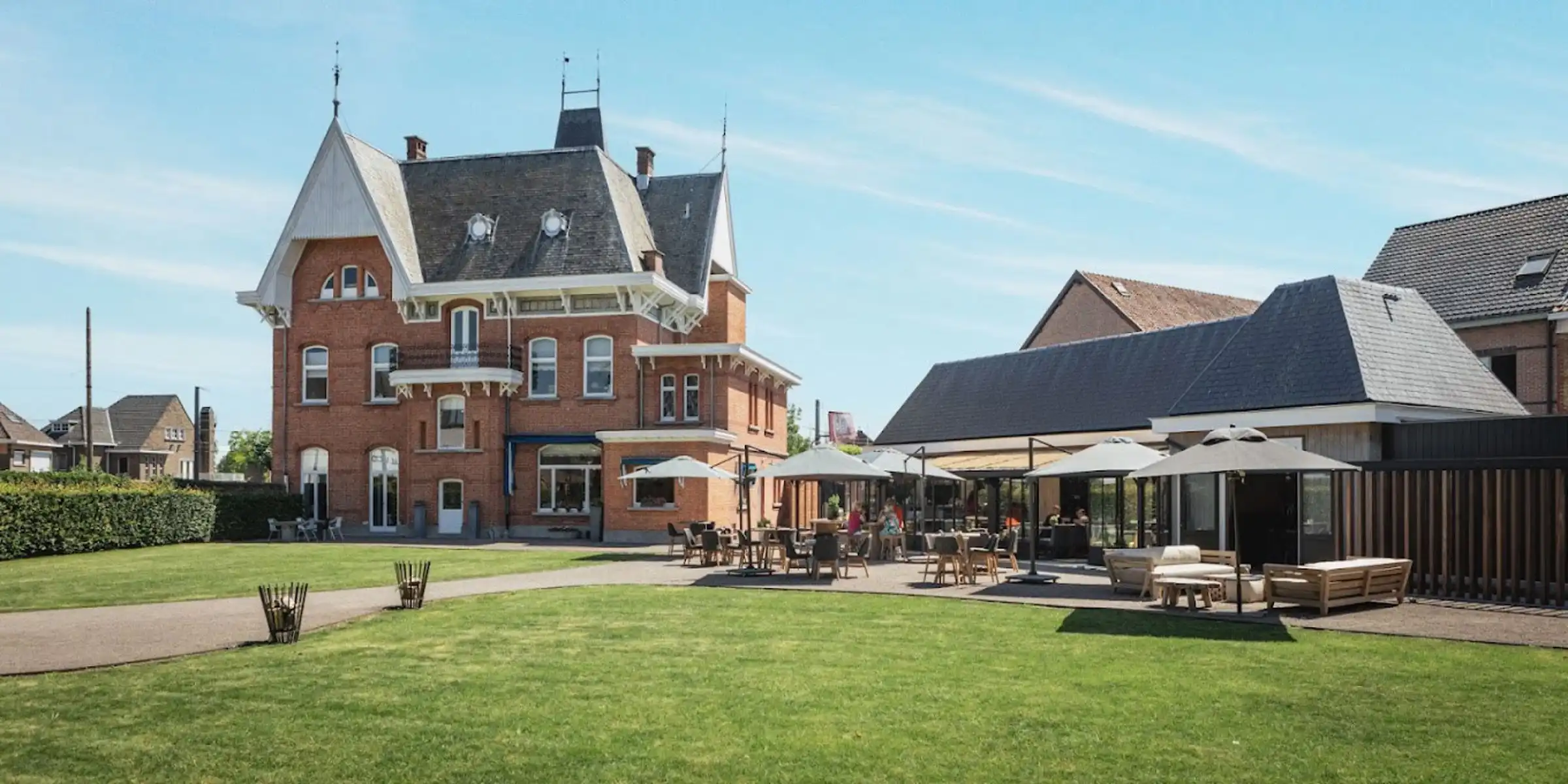 Stijlvolle coworking & private kantoren te huur in Bornem foto {{pictureIndex}}