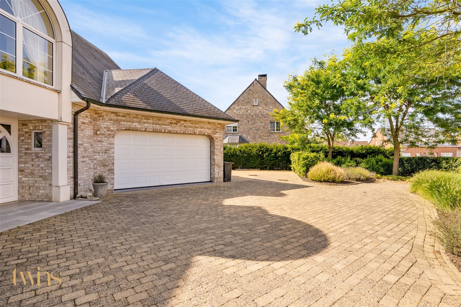 Luxueuze villa met garage, tuin en oprit te Appels bij Dendermonde | BEZOEK op afspraak foto 5