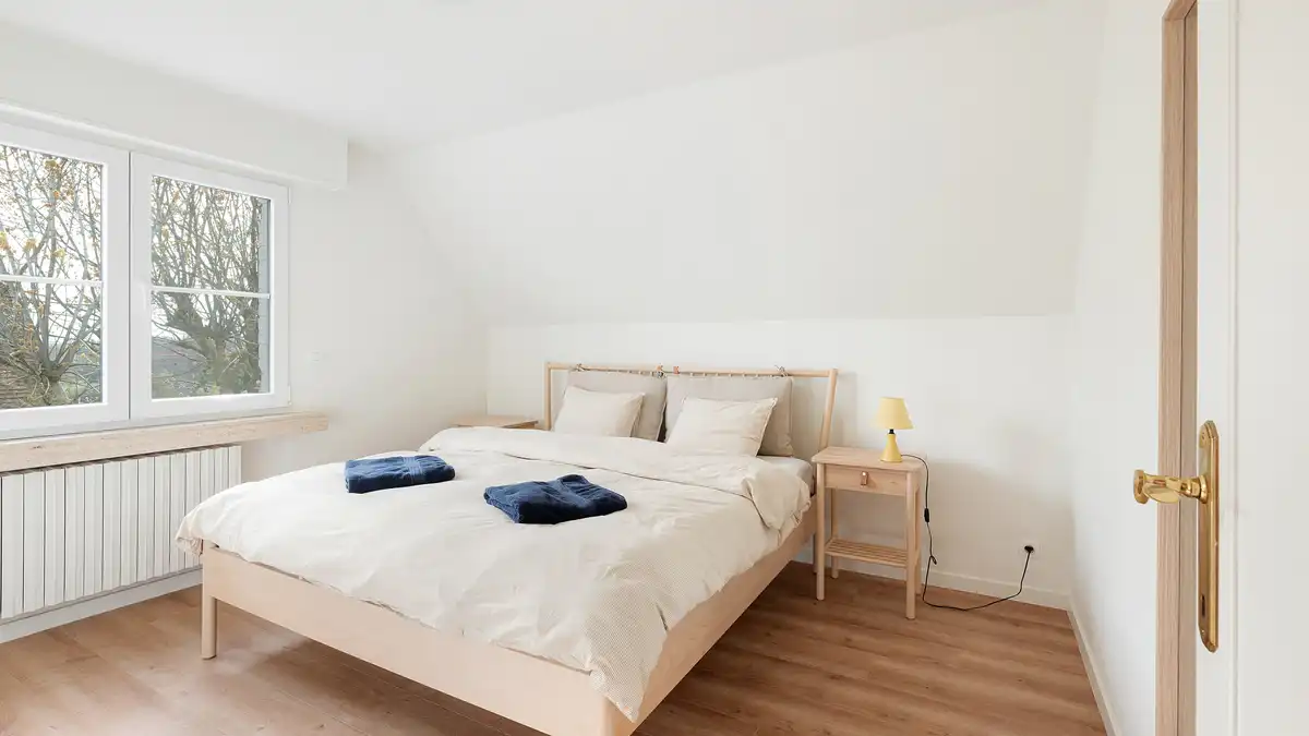 Subliem gerenoveerde koppelvilla op 150m van het strand te koop! foto 43