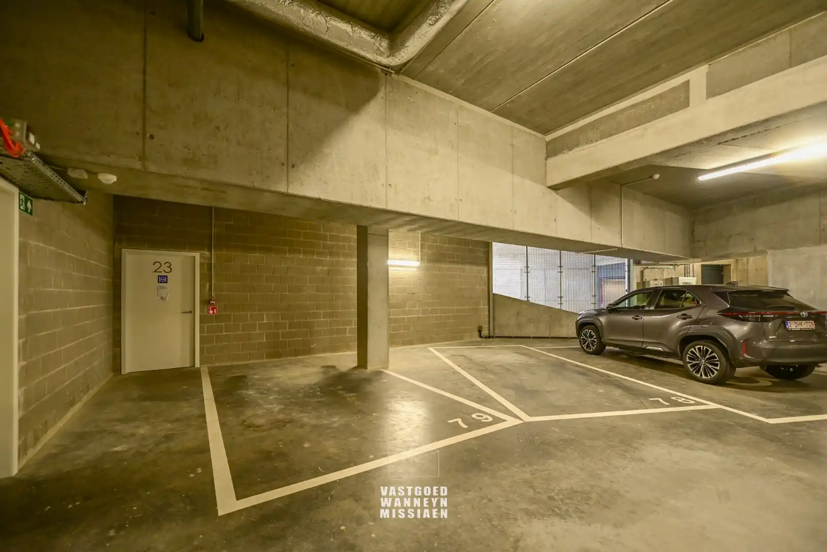 Luxueus appartement op de bovenste verdieping met panoramisch zicht over Roeselare foto 14