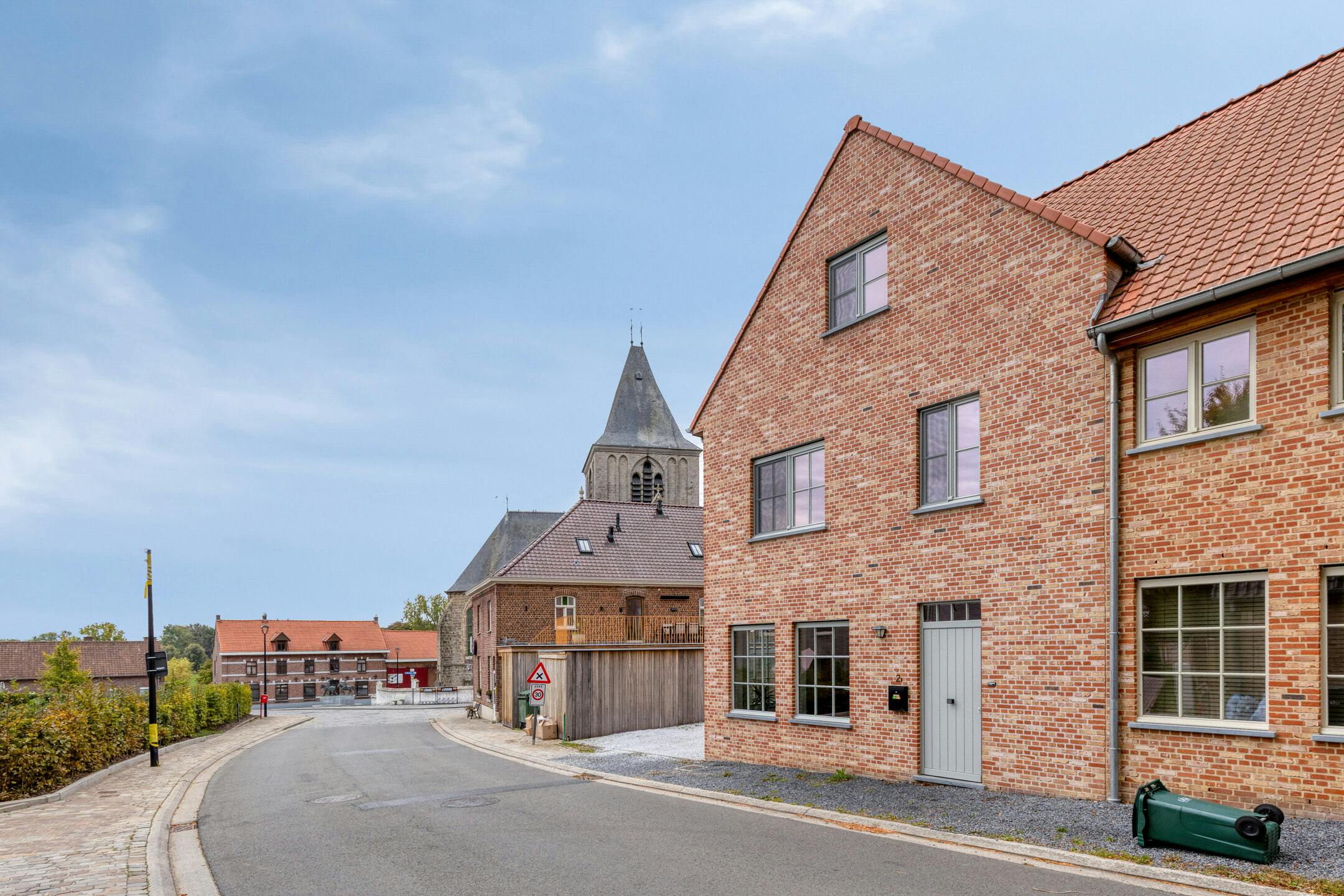 Recente halfopen woning te koop in Rozebeke (Zwalm) foto 16
