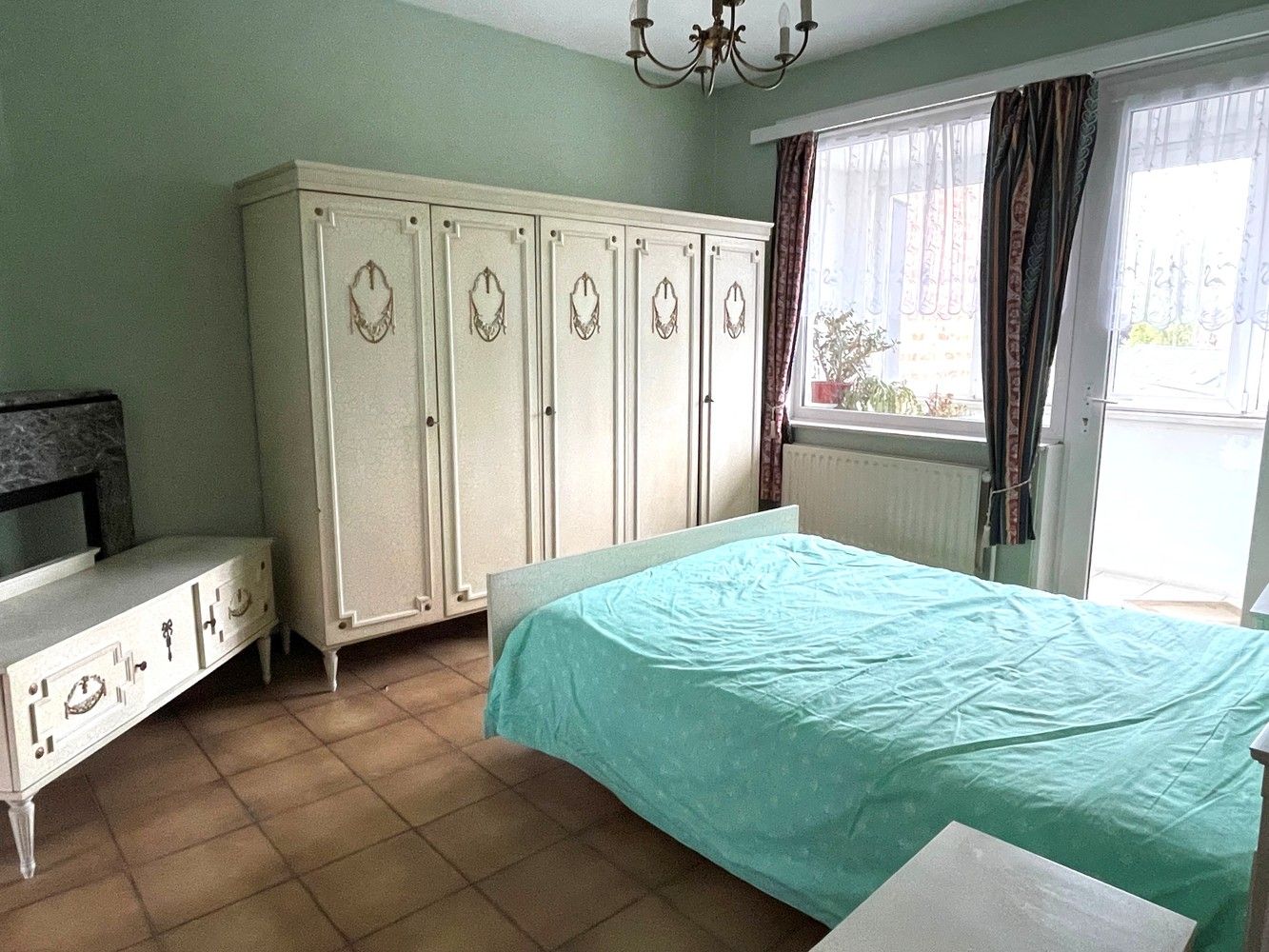 Bel-etage woning met tuin gelegen in het hart van Strombeek-Bever foto 8