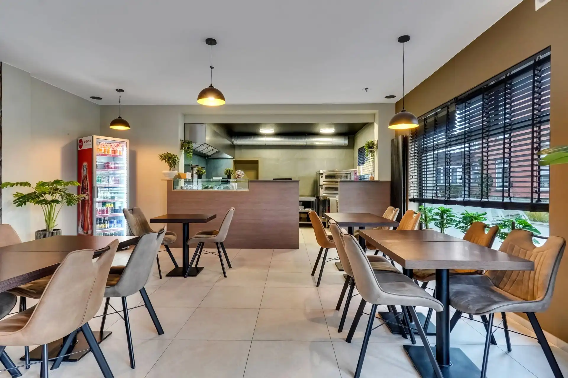 Commercieel pand met woning/ investeringsvastgoed foto 12