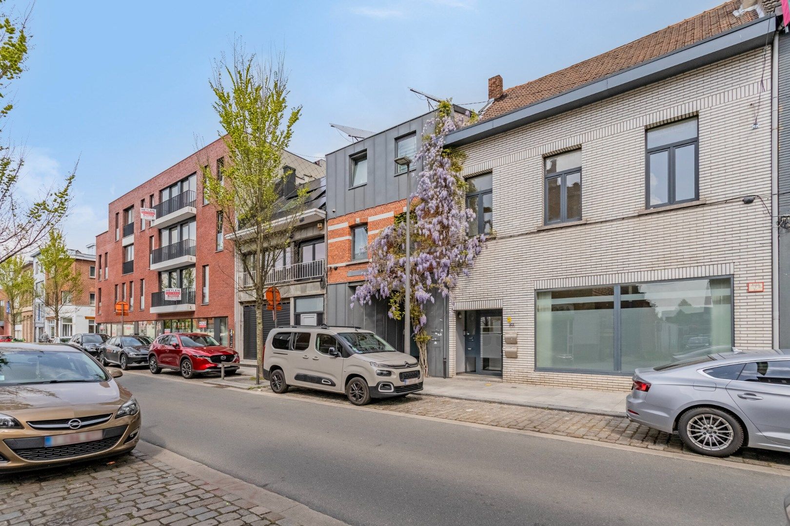 Veelzijdig handelshuis met woonst in hartje Ekeren foto 19