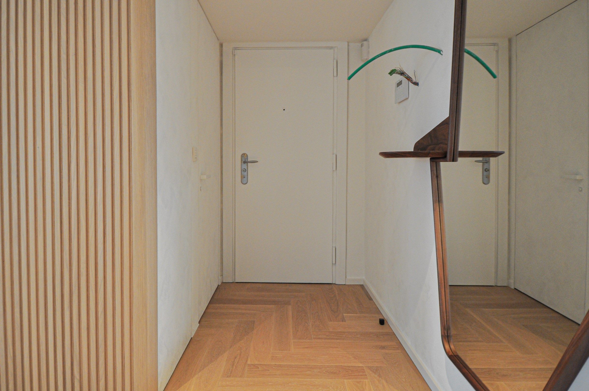 Lichtrijk volledig gerenoveerd appartement met een prachtig open zicht gelegen in een standingvolle villaresidentie. foto 32