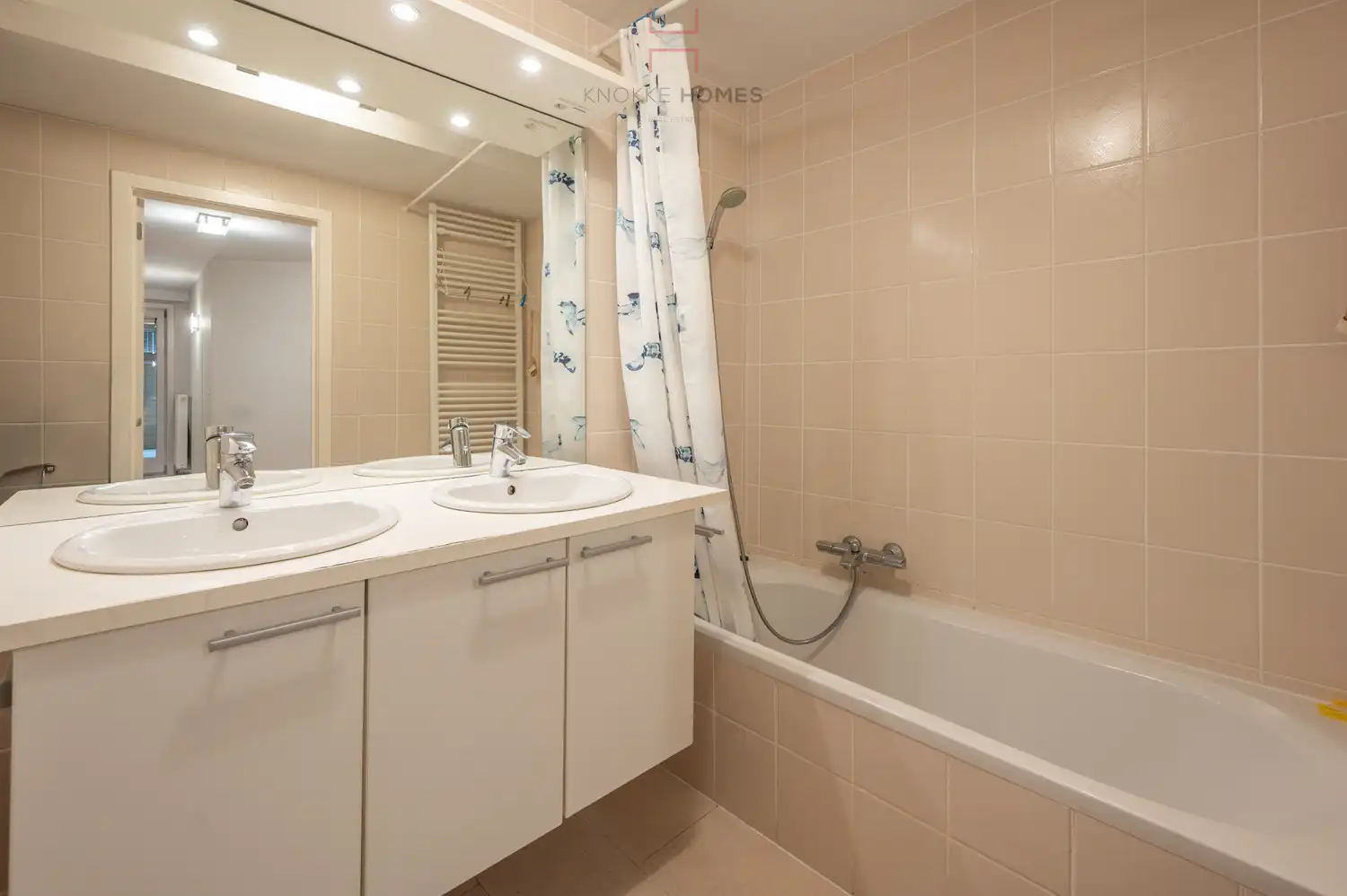 Mooi appartement met 3 slaapkamers op een paar stappen van de zeilclub RBSC in Duinbergen foto 12