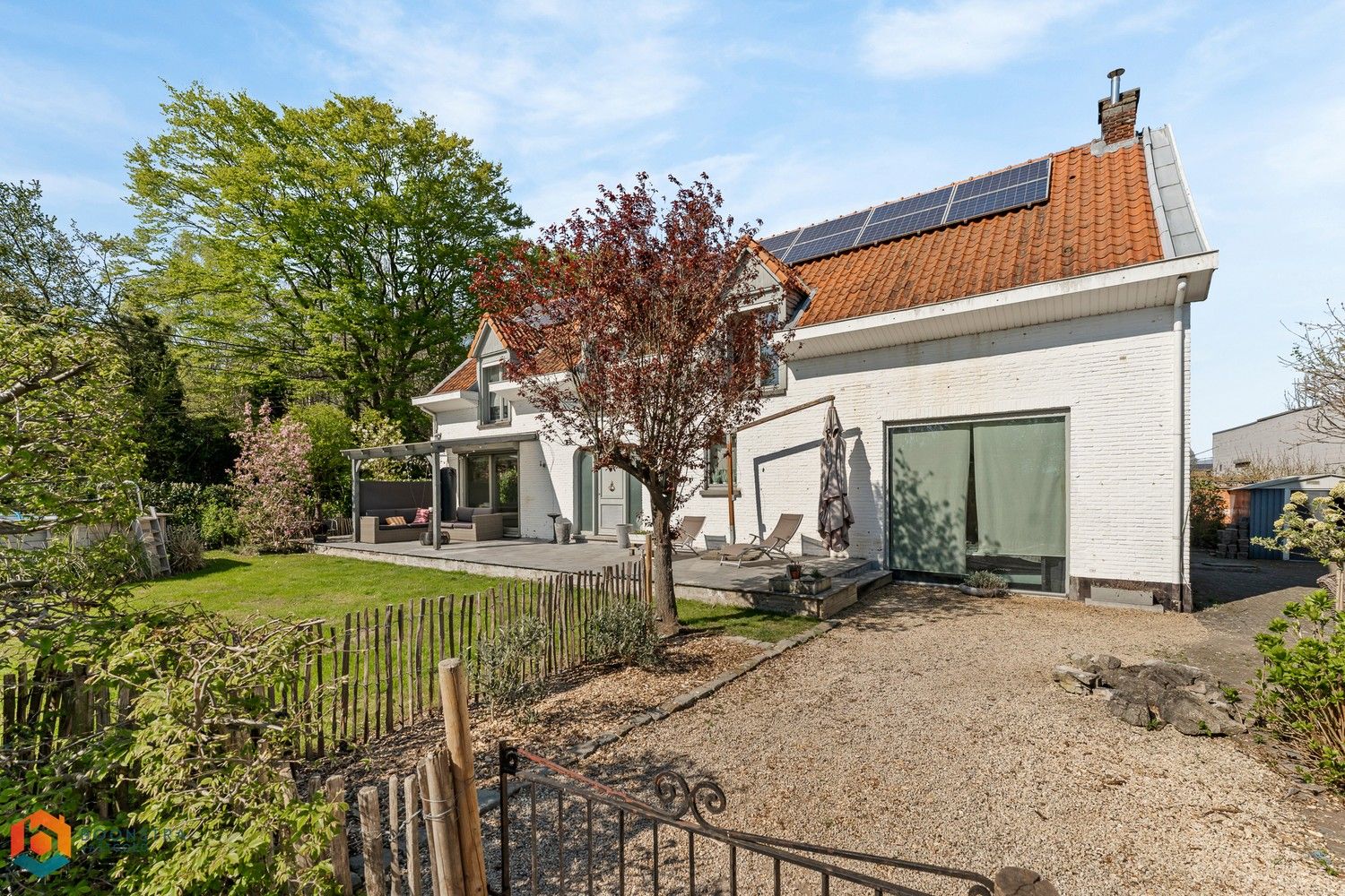 Instapklare woning met 4 slpkrs, tuin en zwembad te Sint-Katelijne-Waver foto 21