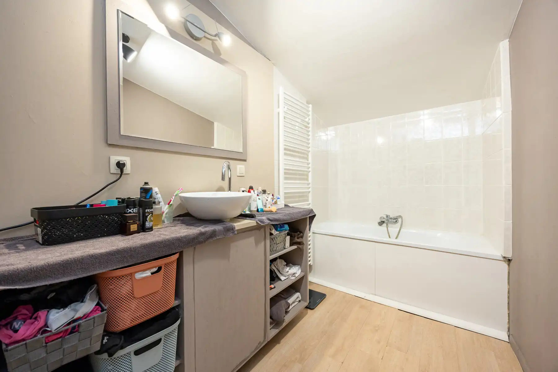 Gerenoveerde vrijstaande woning met 3 slaapkamers op een unieke locatie in Merksplas. foto 34