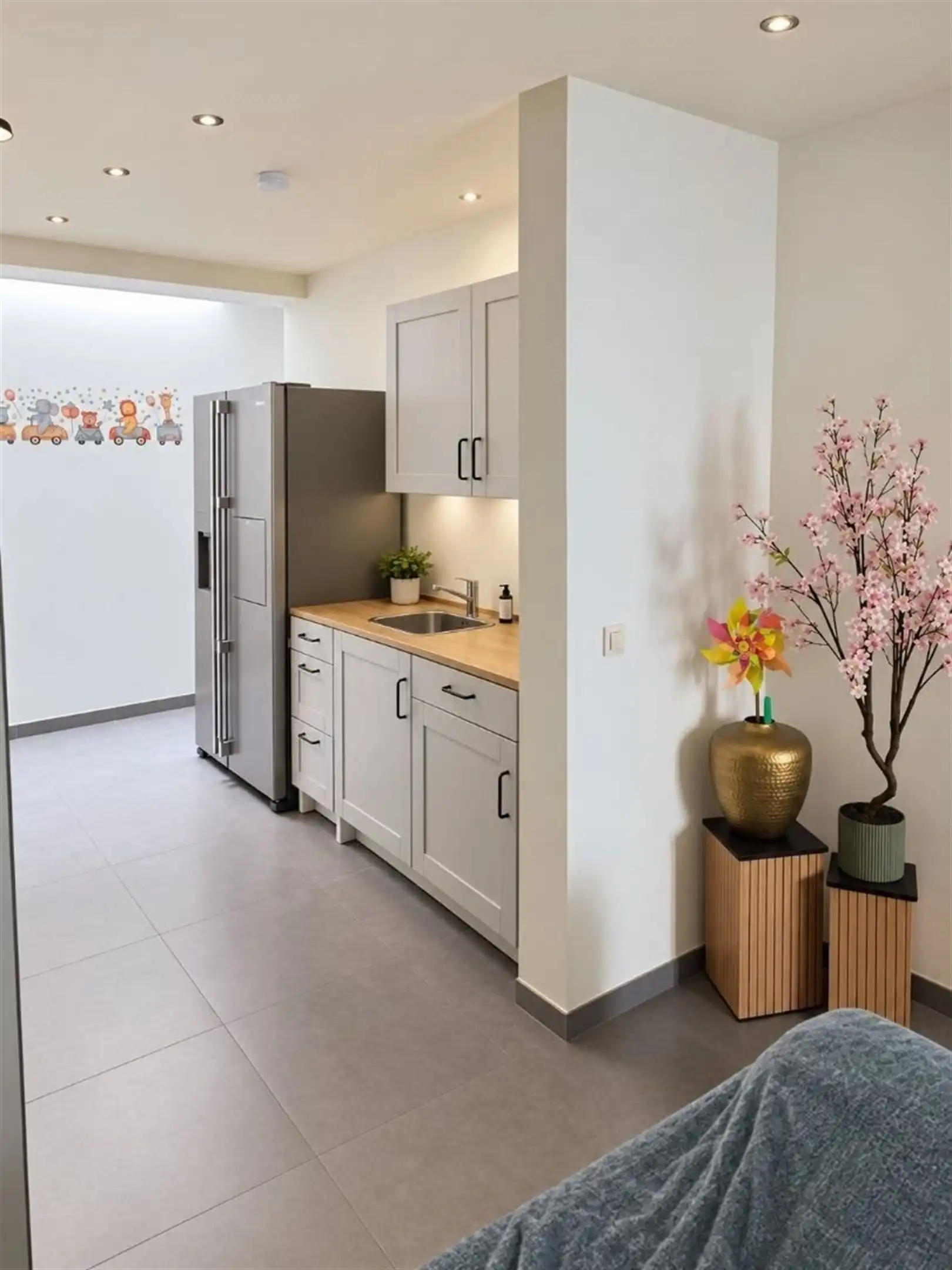 Volledig gerenoveerde en instapklare woning met tal van mogelijkheden op een toplocatie in Sint-Niklaas foto 6