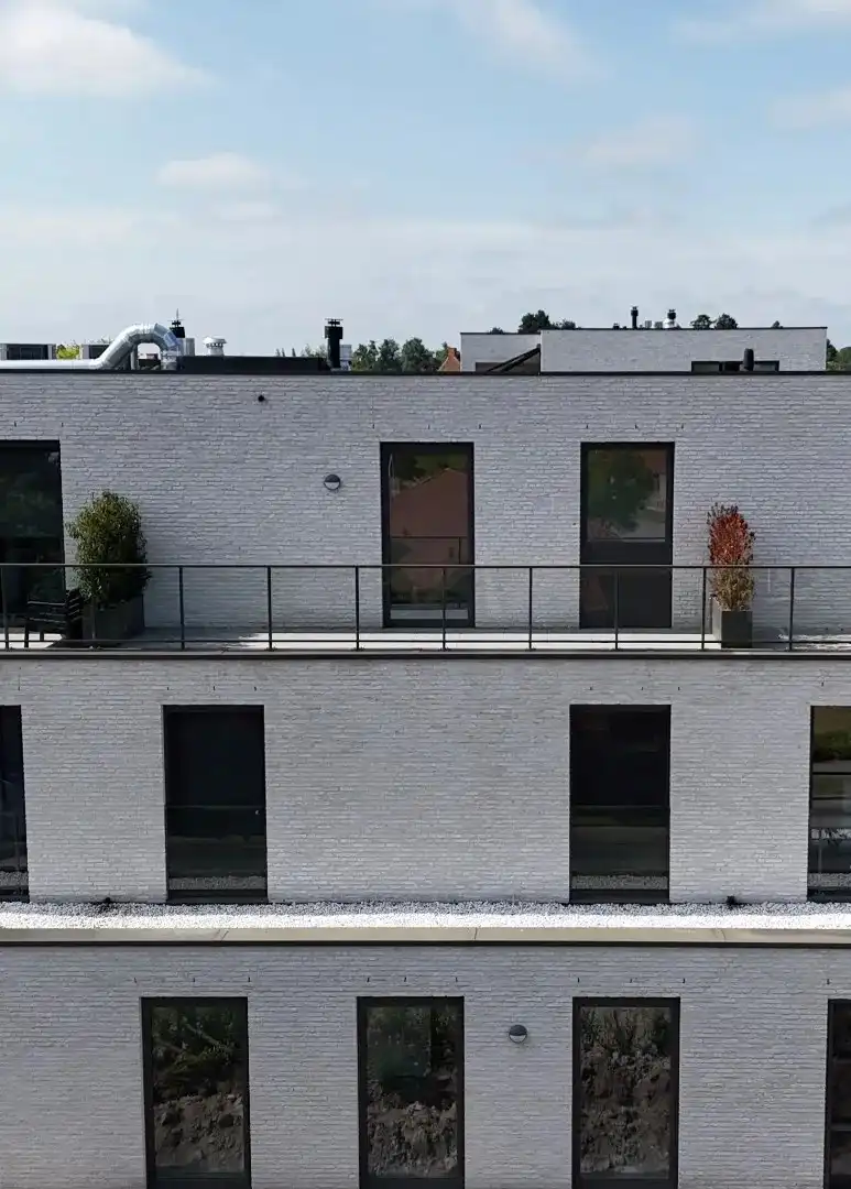 Nieuwbouwappartement met autostandplaats te Izegem  foto 2