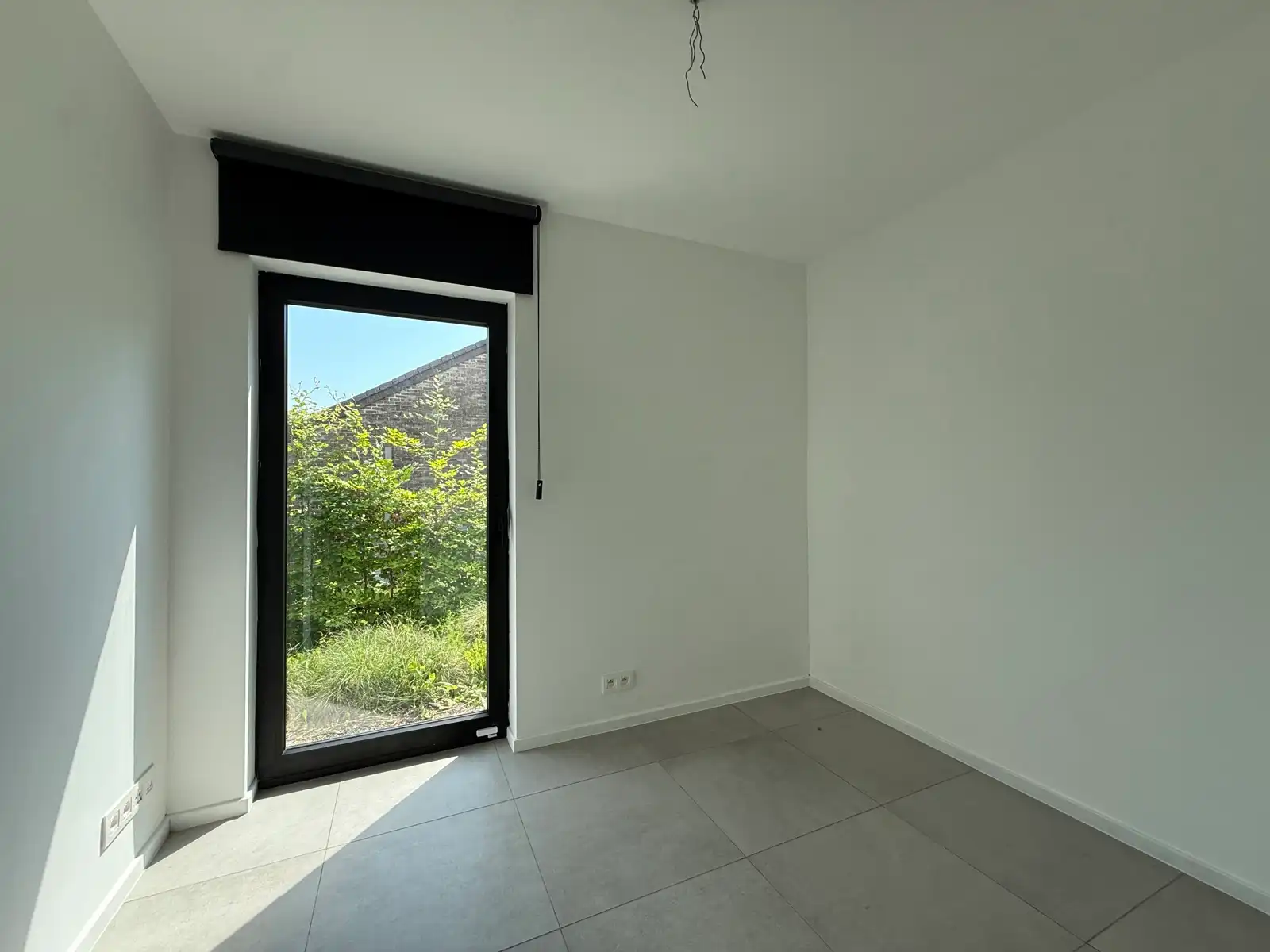 Gerenoveerde woning met 3 slpks op 9 are foto 18