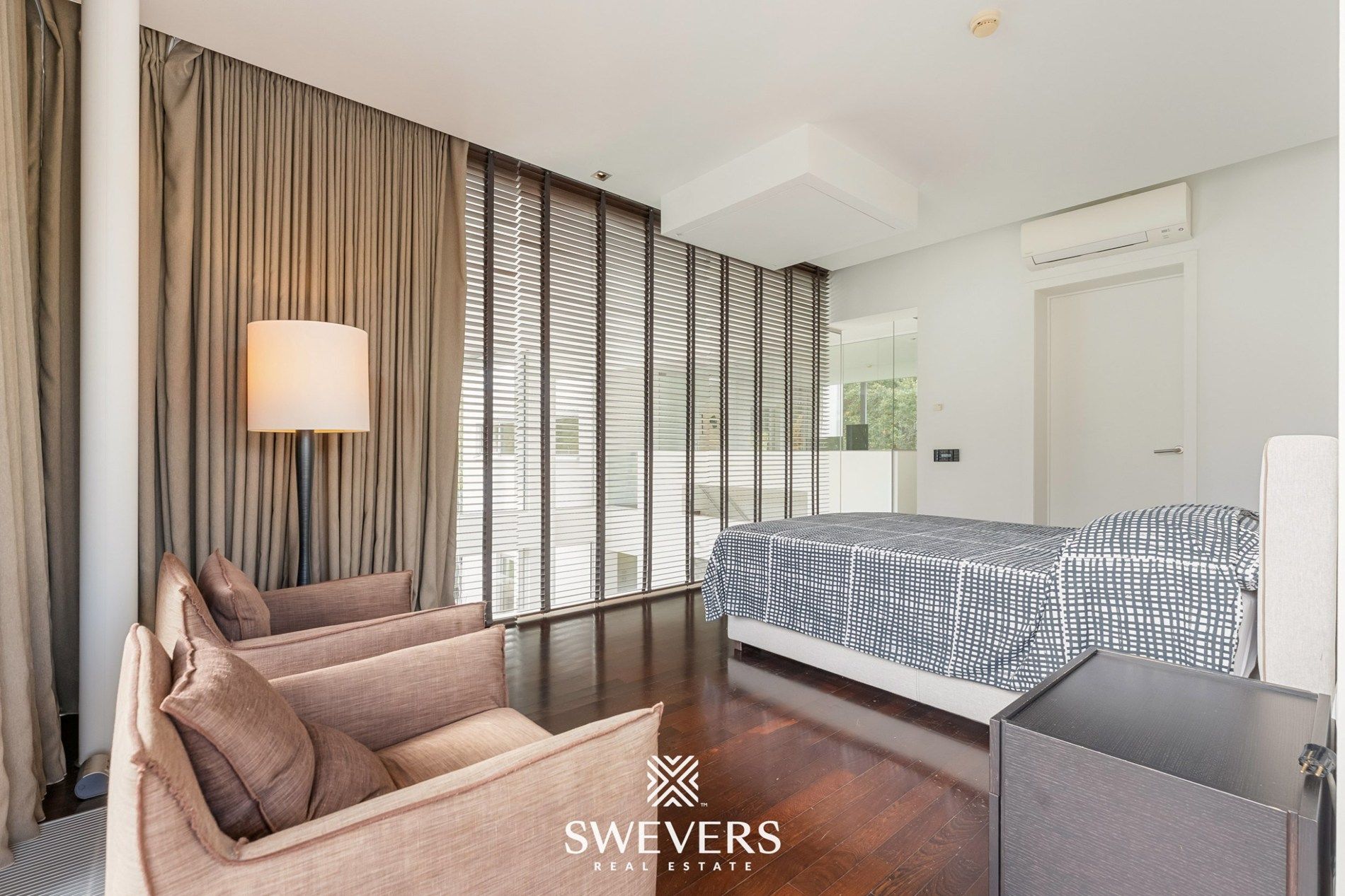 Exclusieve villa ( 618 m2 ) op een droomlocatie ( 28a 13ca ) in de residentiële bloemenwijk van Bolderberg foto 28