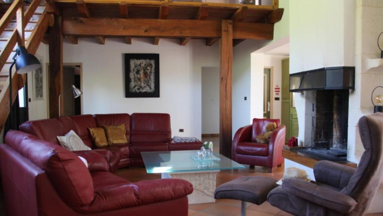 Vakantiewoning met panoramisch uitzicht in Saint Martin de l’Arçon, Frankrijk foto 5