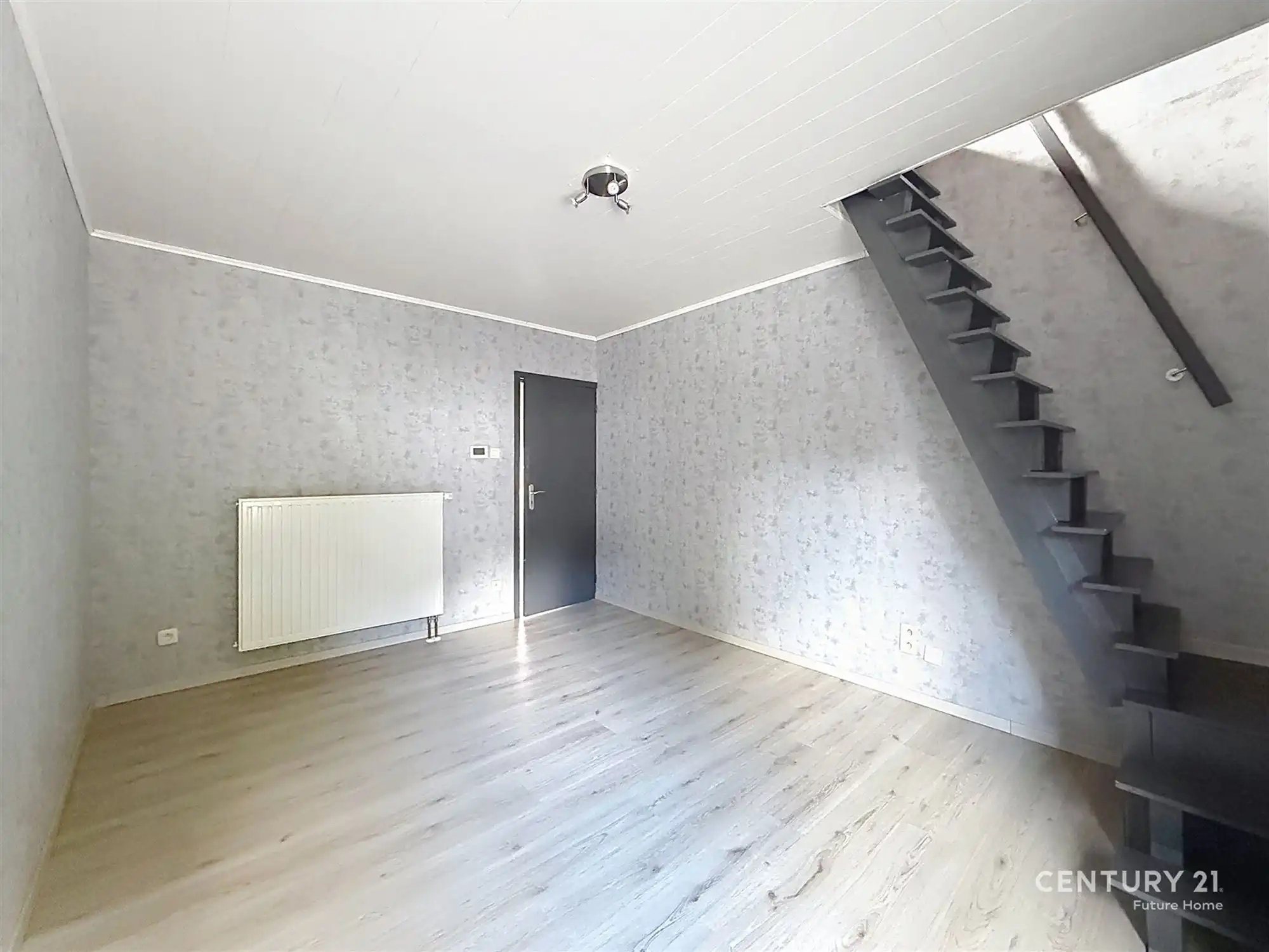 Charmante rijwoning te koop in Diest! foto 16