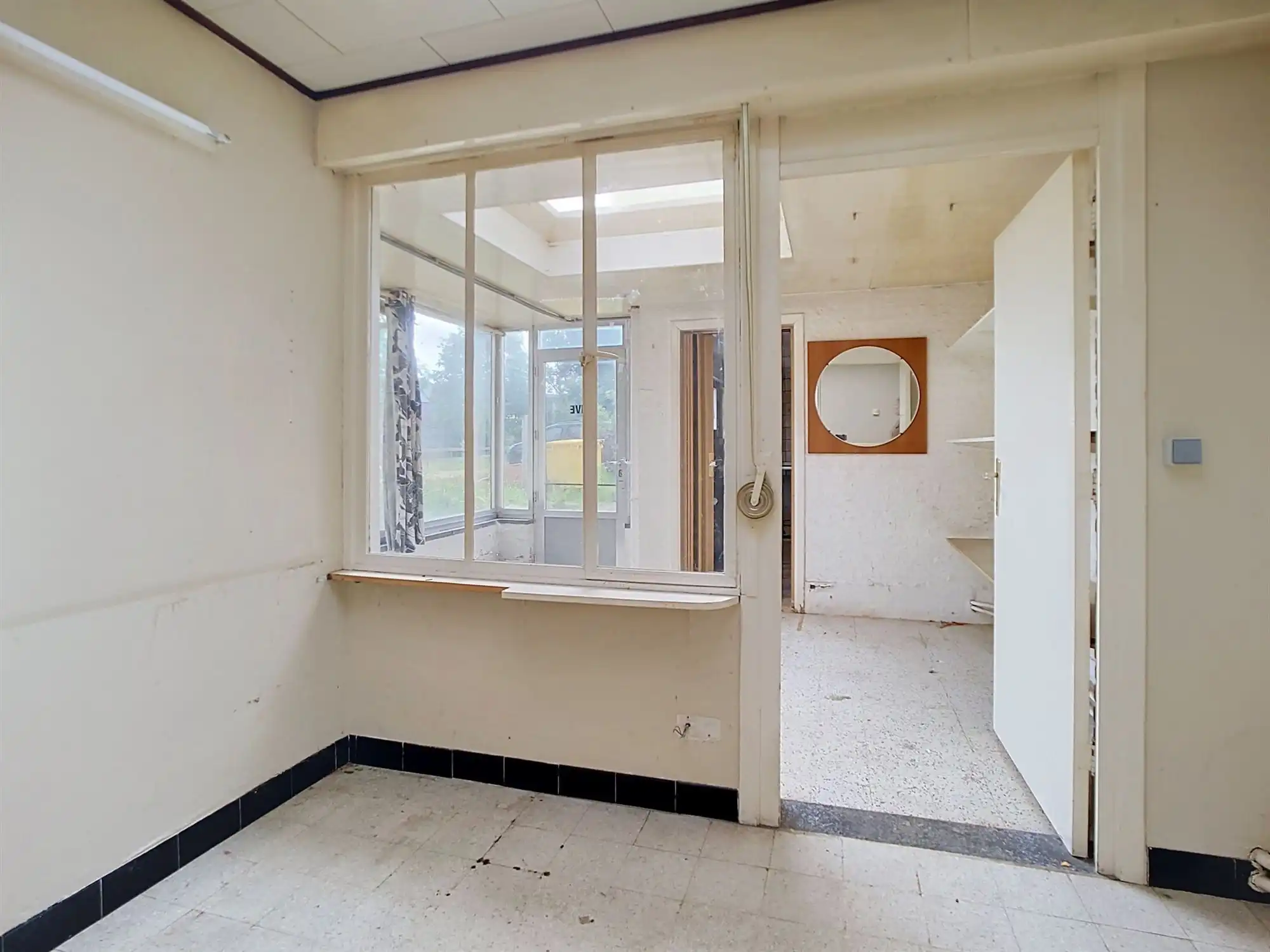 Karaktervolle renovatiewoning met ruime tuin in het centrum van Heist-op-den-Berg foto 11