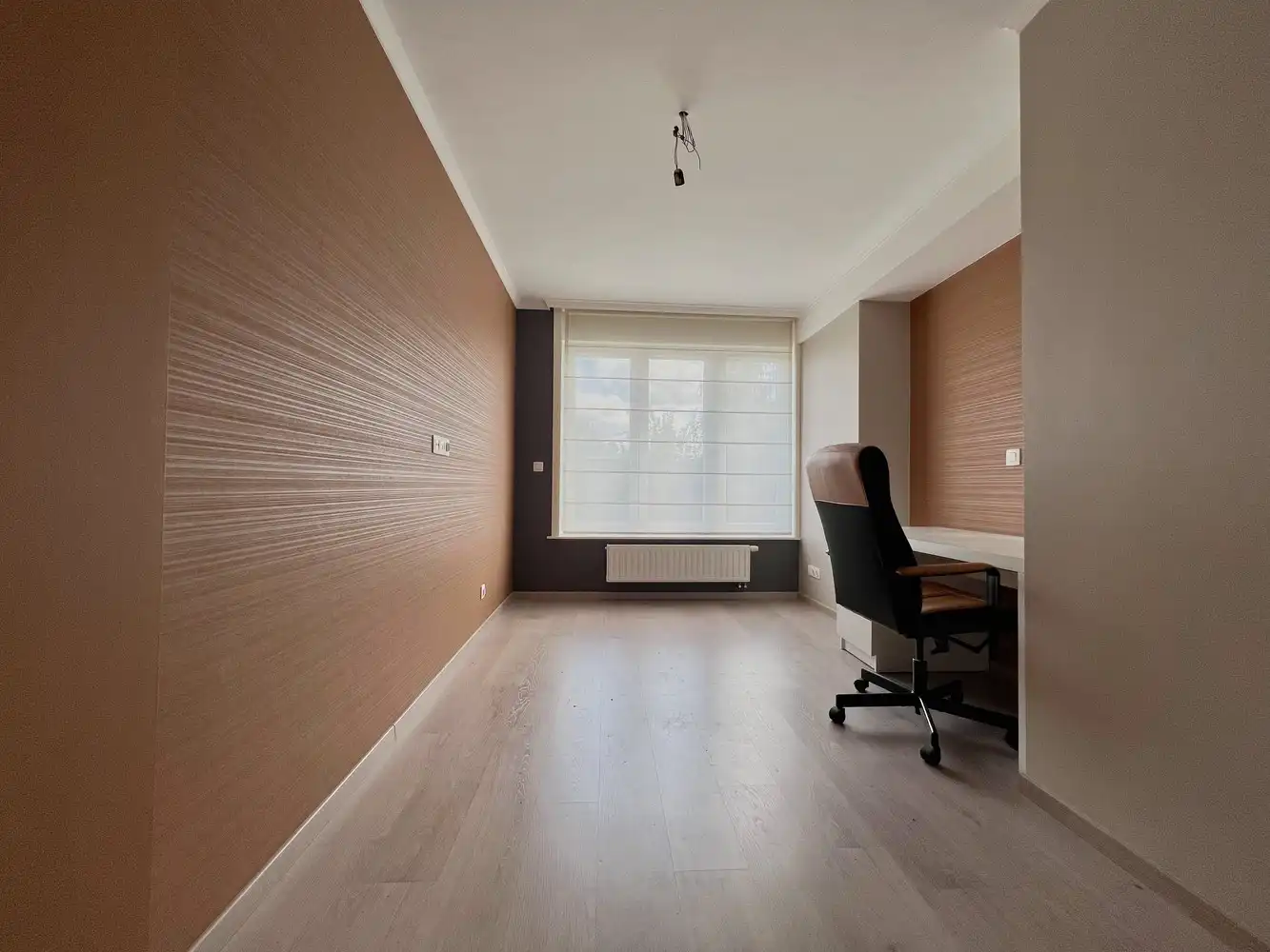 Prachtig vernieuwde gezinswoning in hartje Torhout foto 7