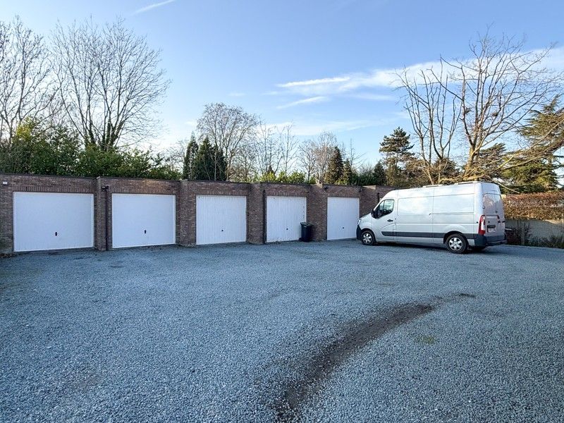 Appartement met terras en garage in Zwijndrecht foto 16