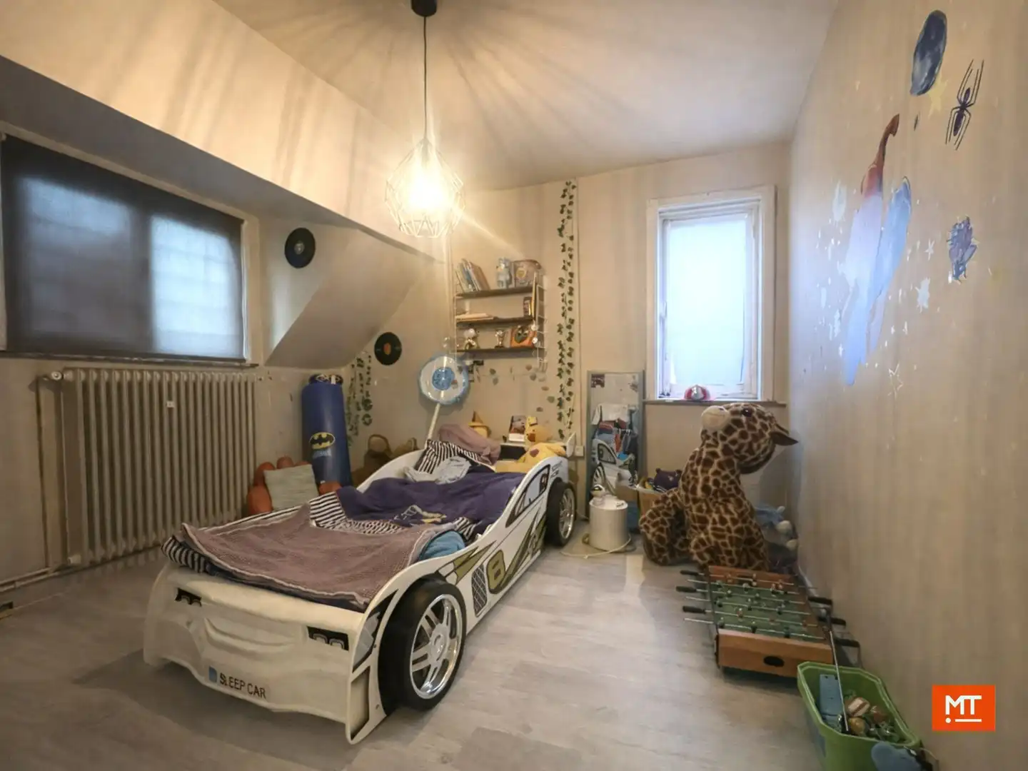 Alleenstaande woning met 3 slaapkamers (4 mogelijk), garage en tuin (ZW) te koop in Langemark foto 9