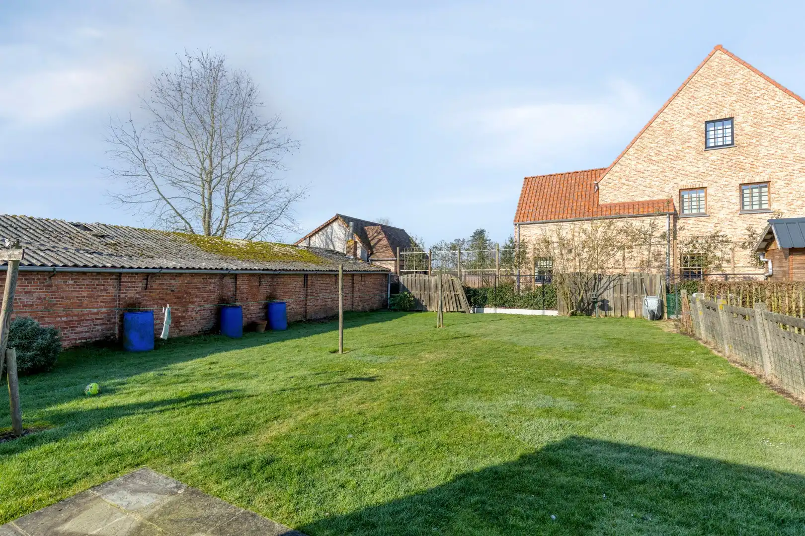 Halfopen bebouwing met 3 slaapkamers, tuin en garage - TOP-ligging en TOP-oriëntatie foto 9