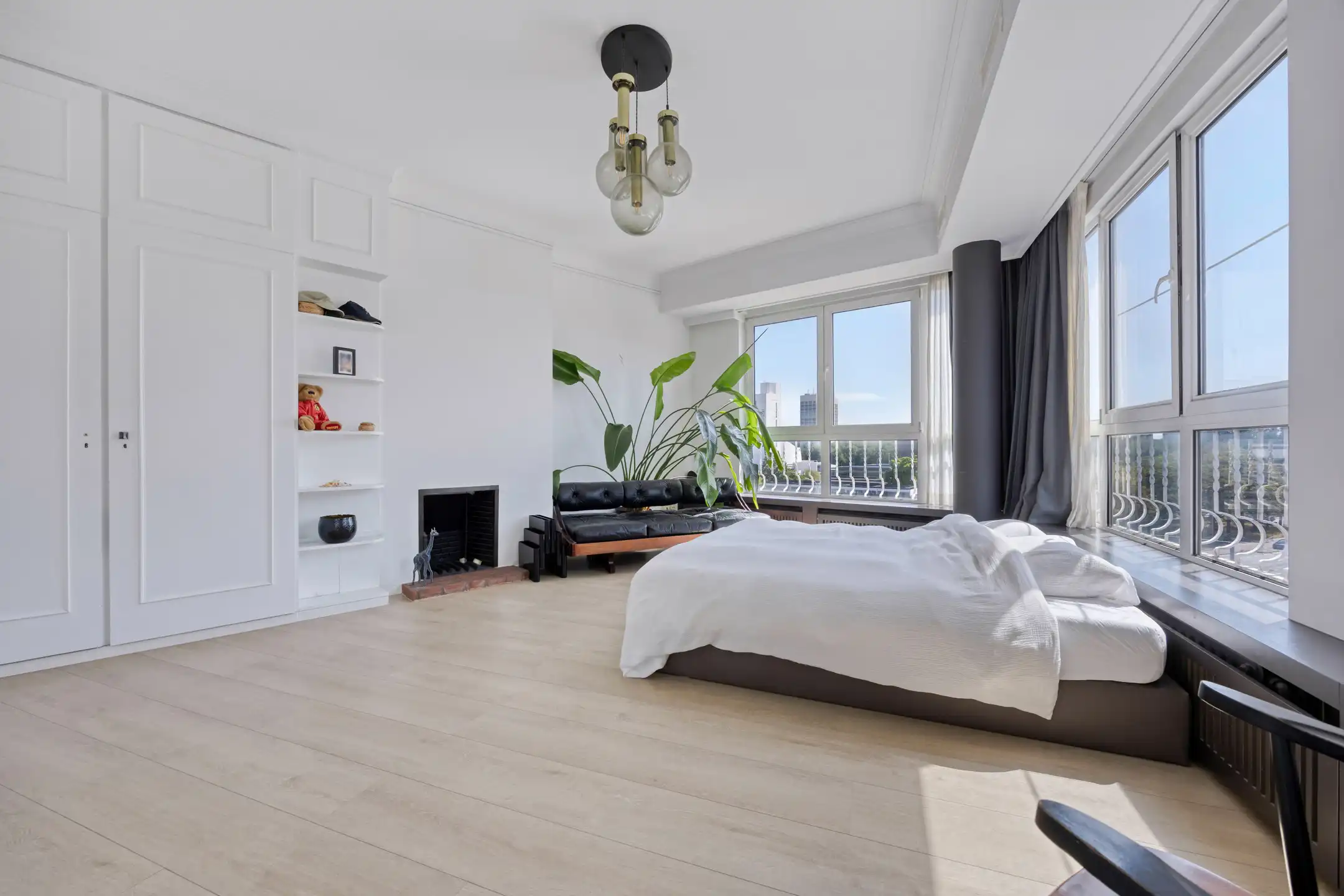 Art-decoappartement met garagebox foto 17