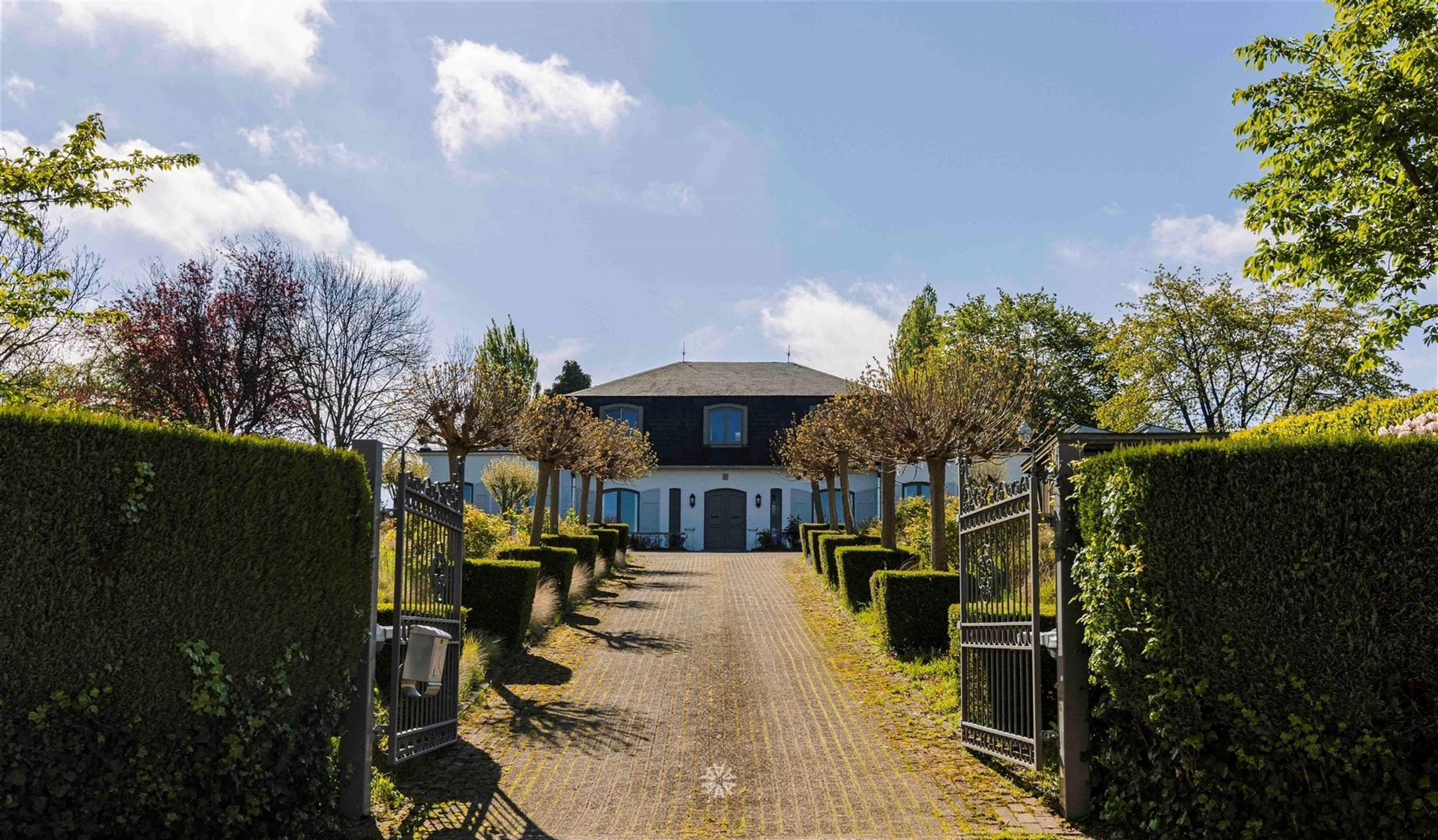 Landelijk gelegen villa in doodlopende straat in Brakel foto 29