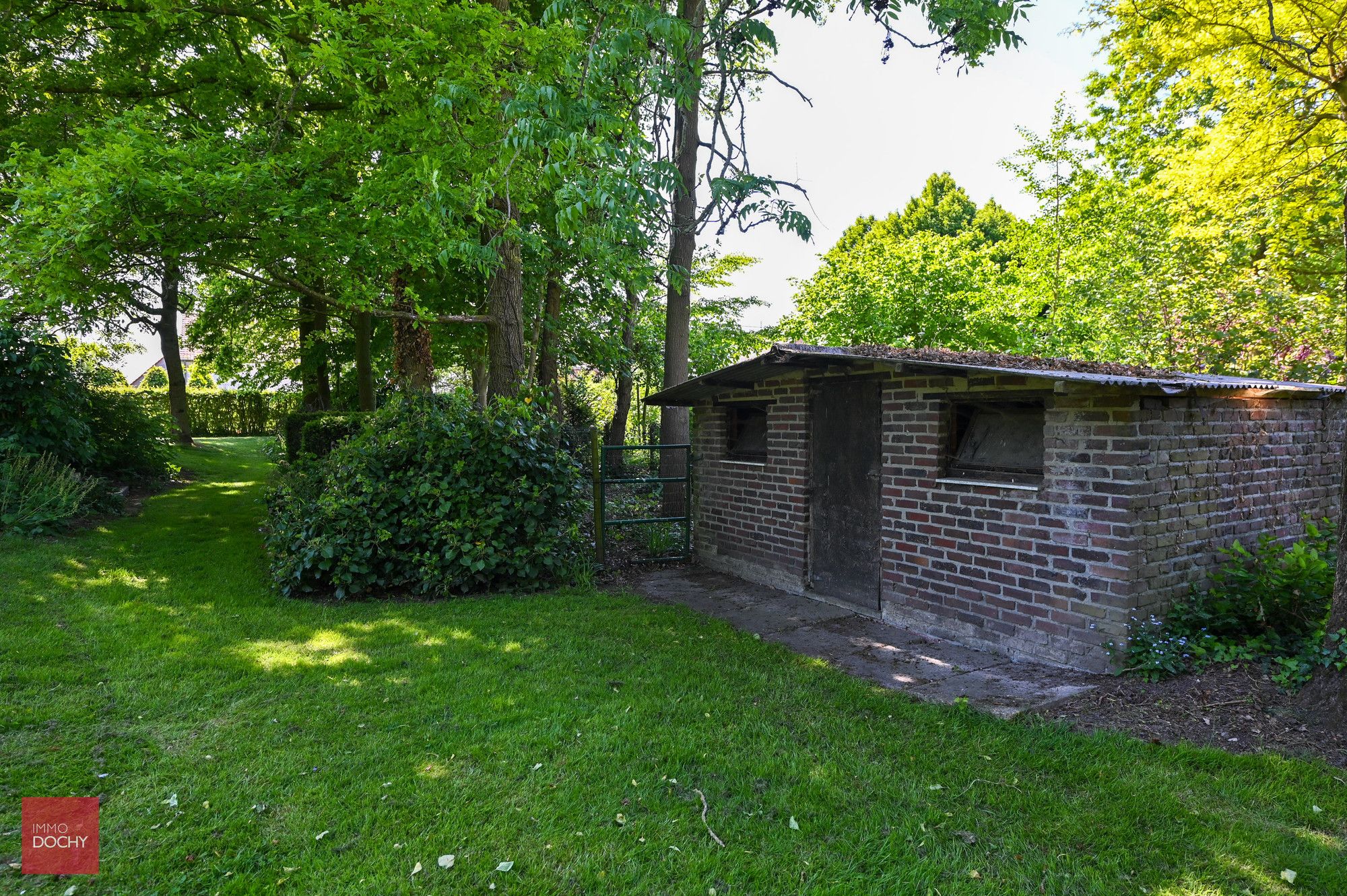 Architectenvilla met mooie tuin foto 10