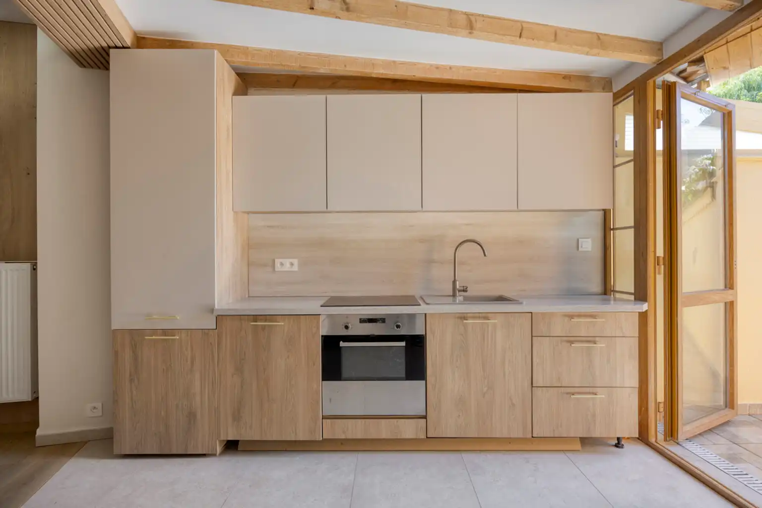 Volledig gerenoveerde 2-gevelwoning foto 5