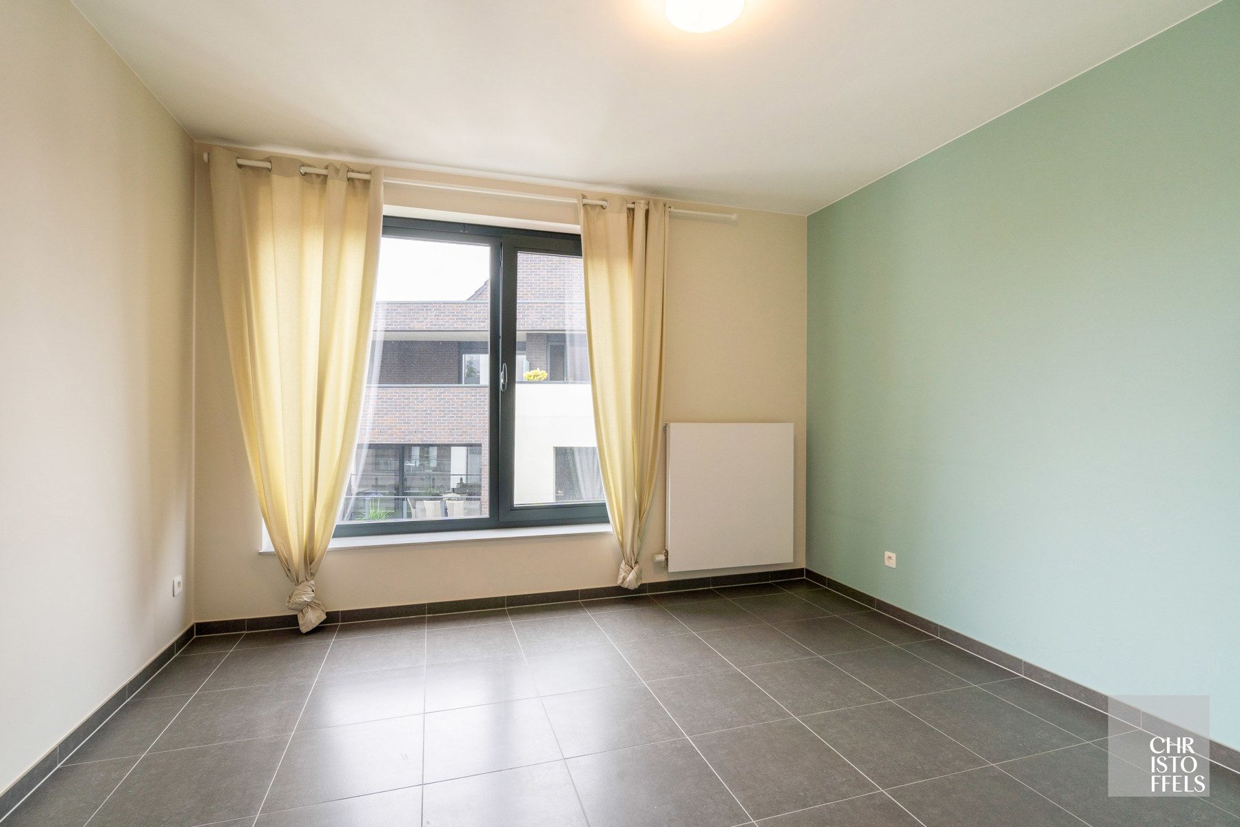 TE HUUR - 2-slaapkamerappartement (103m²) in het centrum van Zutendaal! foto 10
