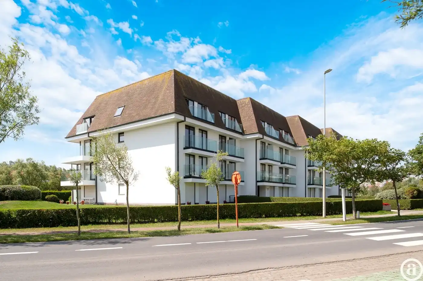 Gerenoveerd appartement in een villa residentie in het Zoute foto 15