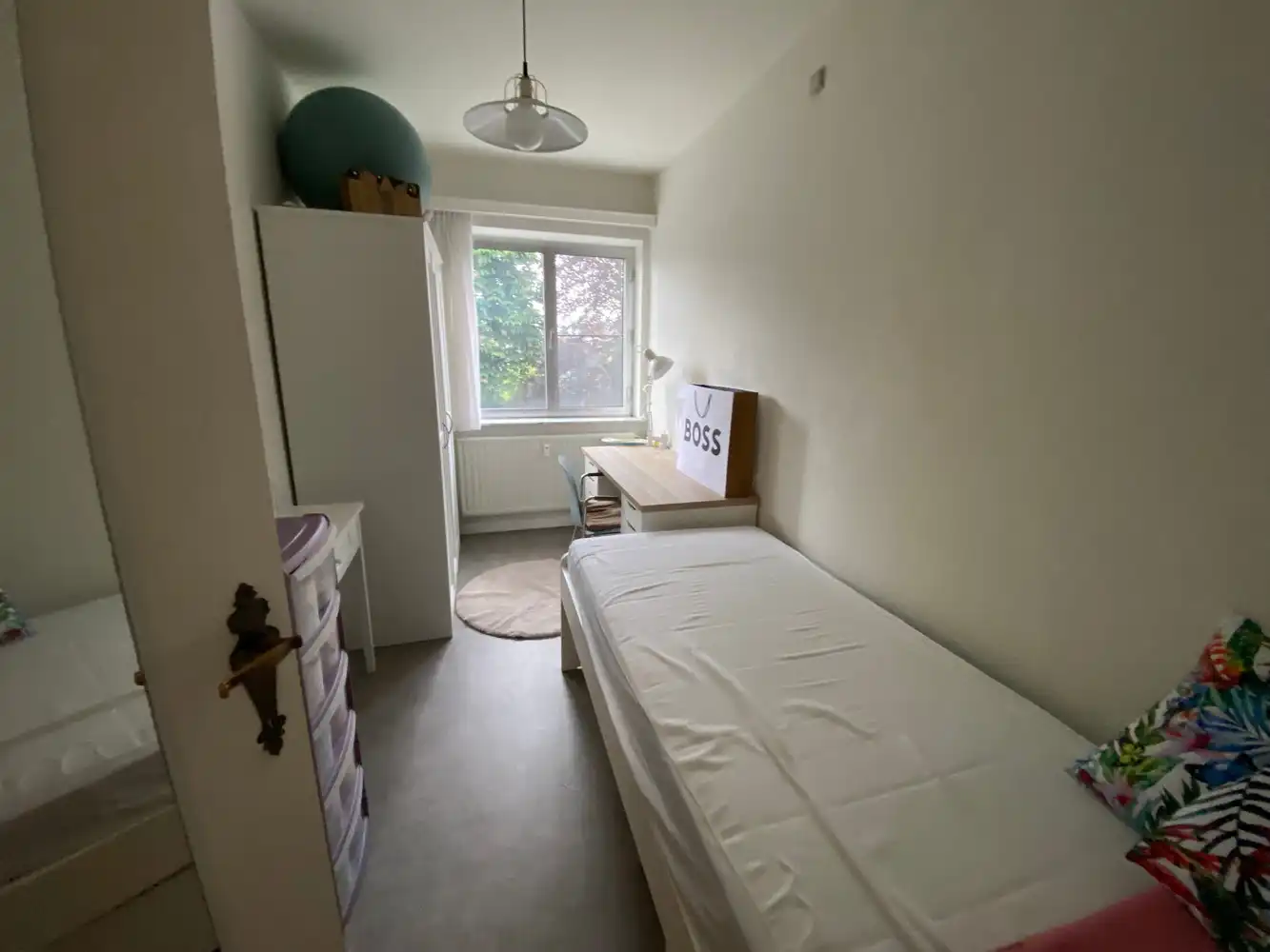 Rustig gelegen 3 slaapkamer appartement met twee terrassen, en autostaanplaats te 3500 Hasselt Vlindersstraat 17 bus 5 foto 8