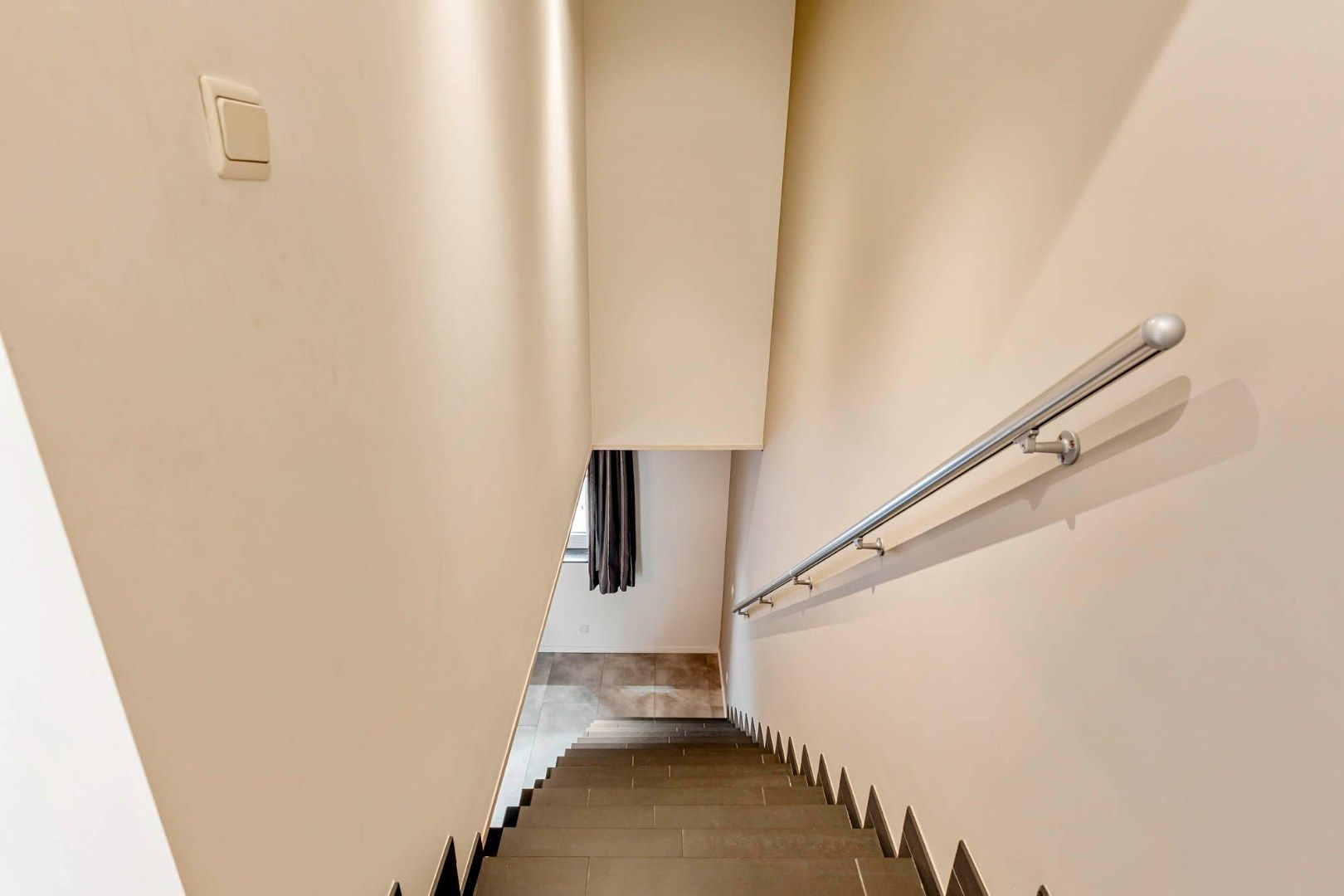 Energiezuinig 1-slaapkamerappartement met private toegang en knusse patio, centrum  Opglabbeek - interessante investeringsopportuniteit. foto 15