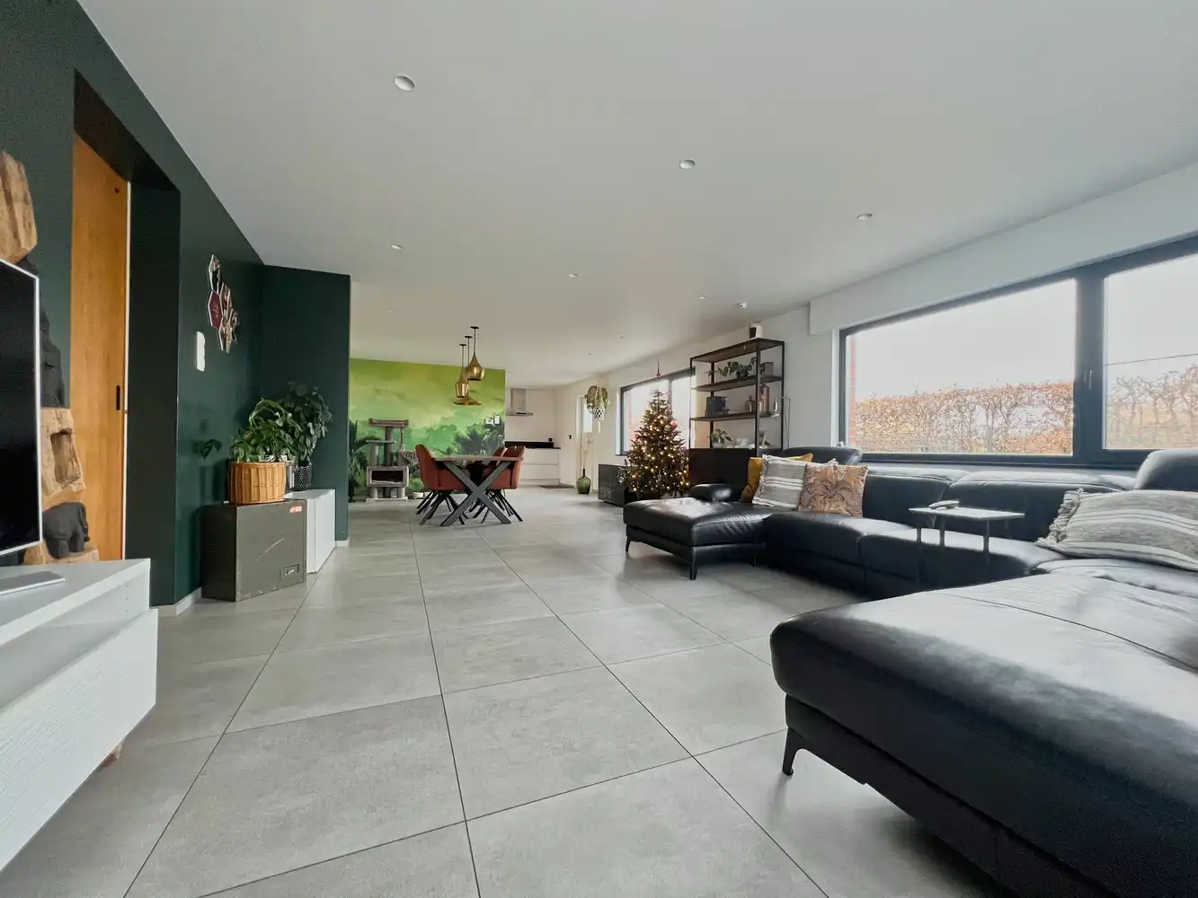 Stijlvolle, unieke woning met landelijke verzichten! foto 3