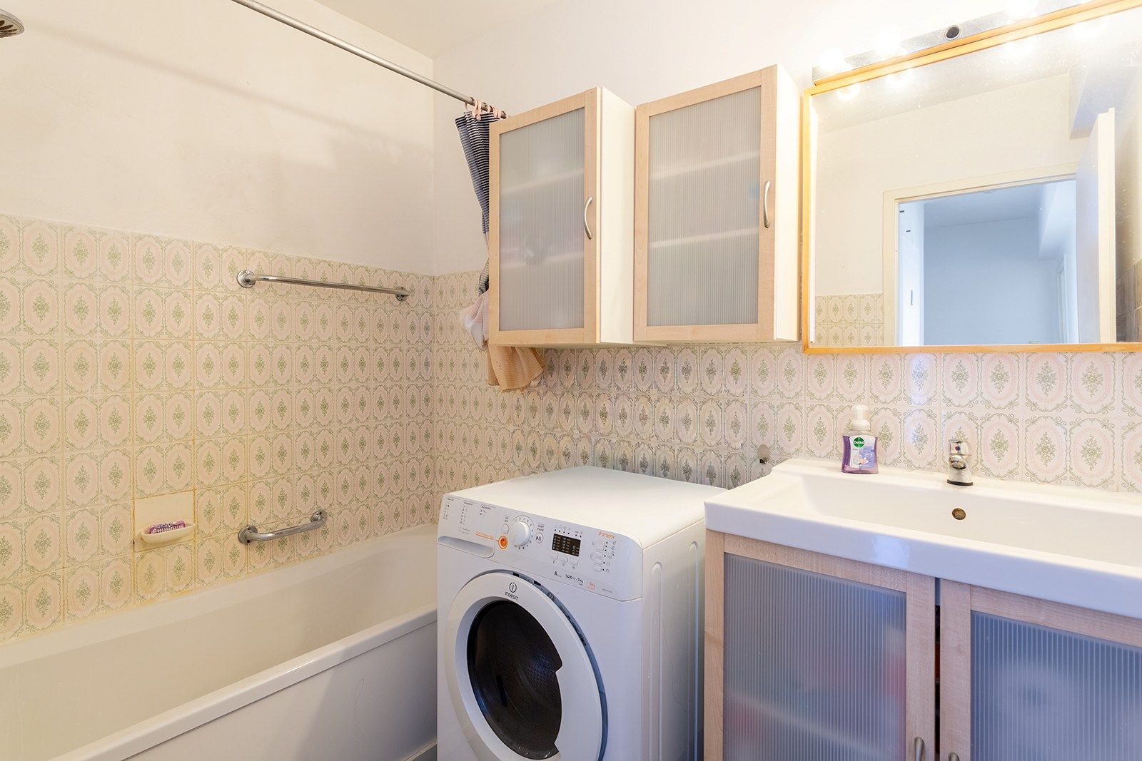 Ruim en lichtrijk appartement met 2 terrassen en garagebox foto 14