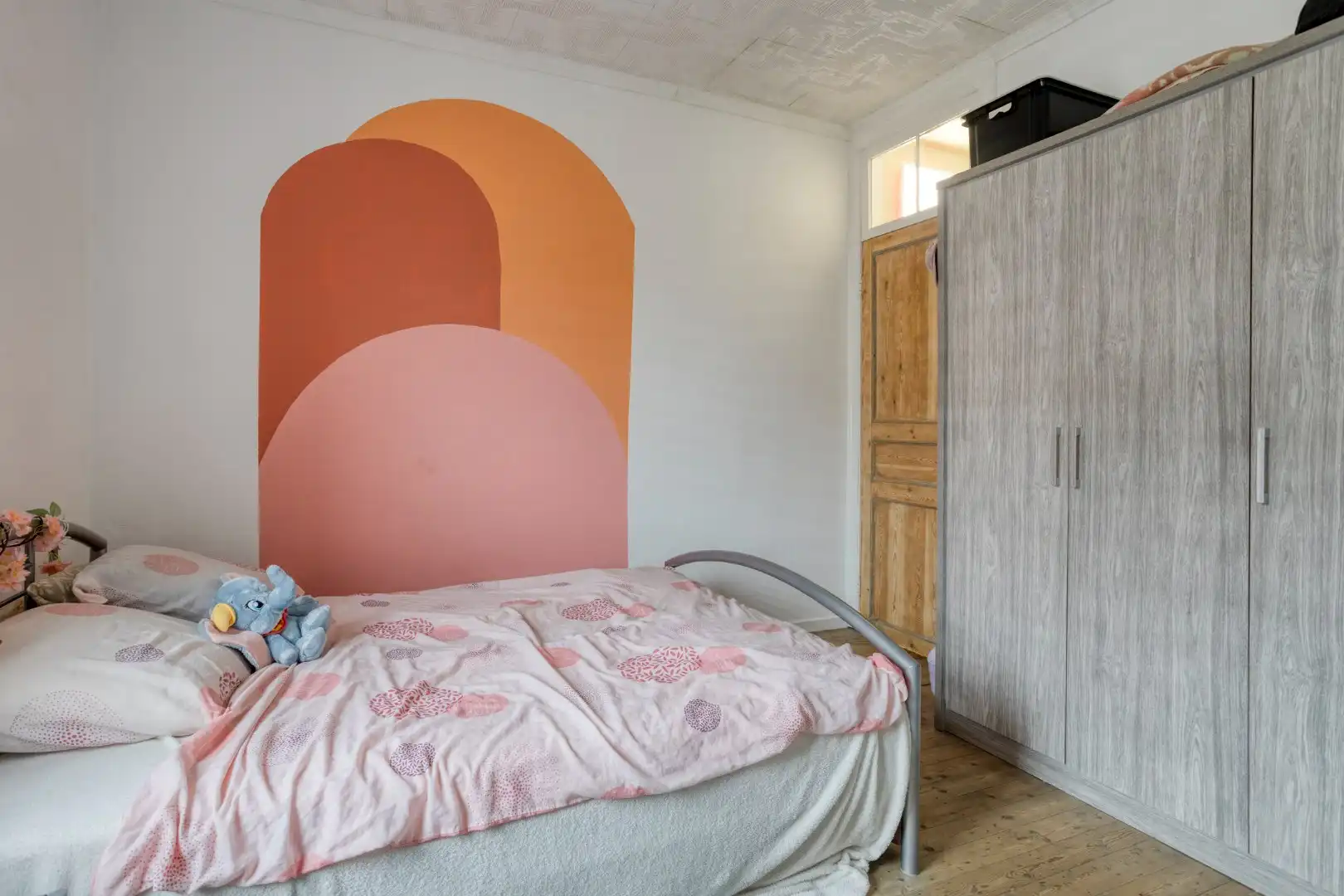 Instapklare starterswoning met 3 slaapkamers en tuin! foto 9