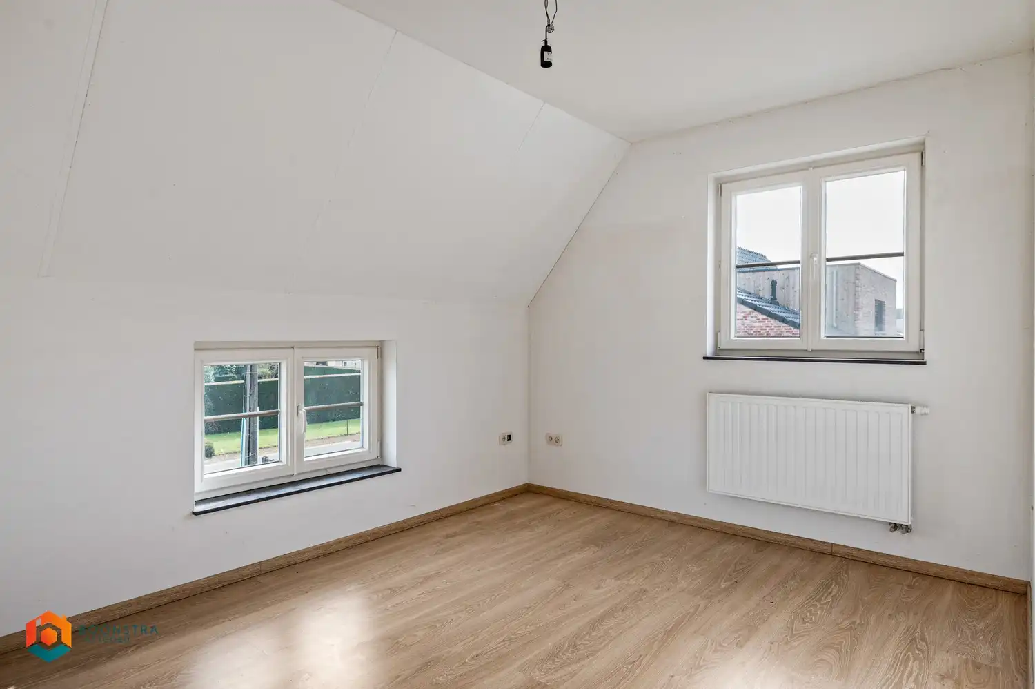 Woning met 4 slaapkamers en achterliggend bos (+-70a) foto 19