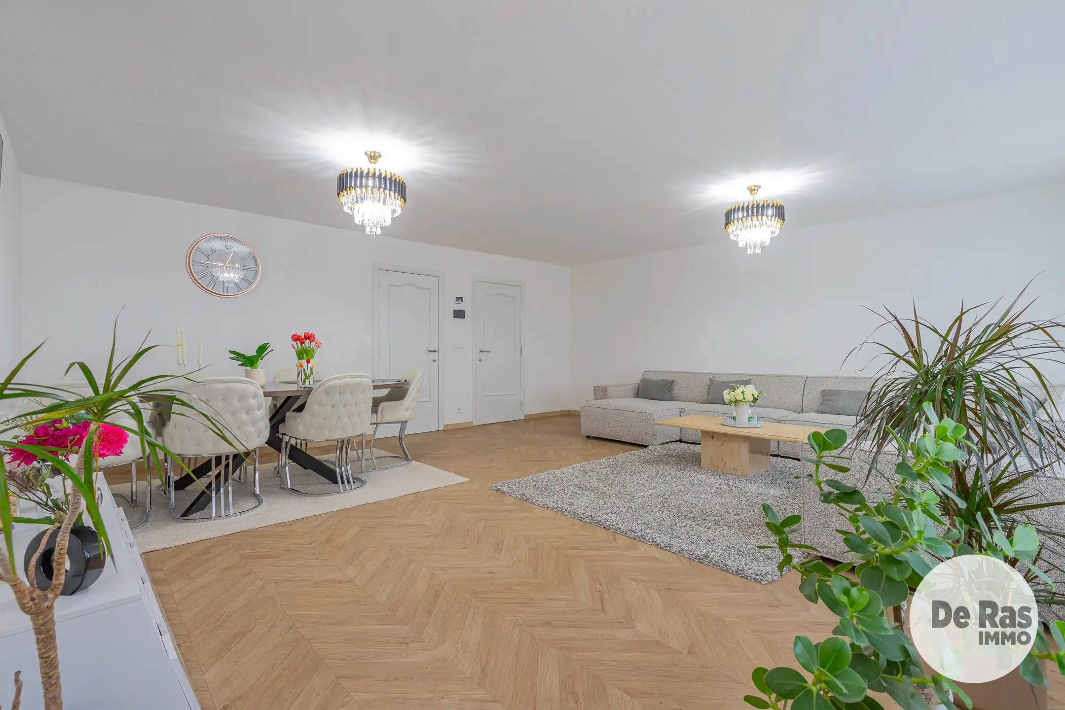 AALST - Volledig gerenoveerde woning - 6 slpks - 2 badkms. foto 5