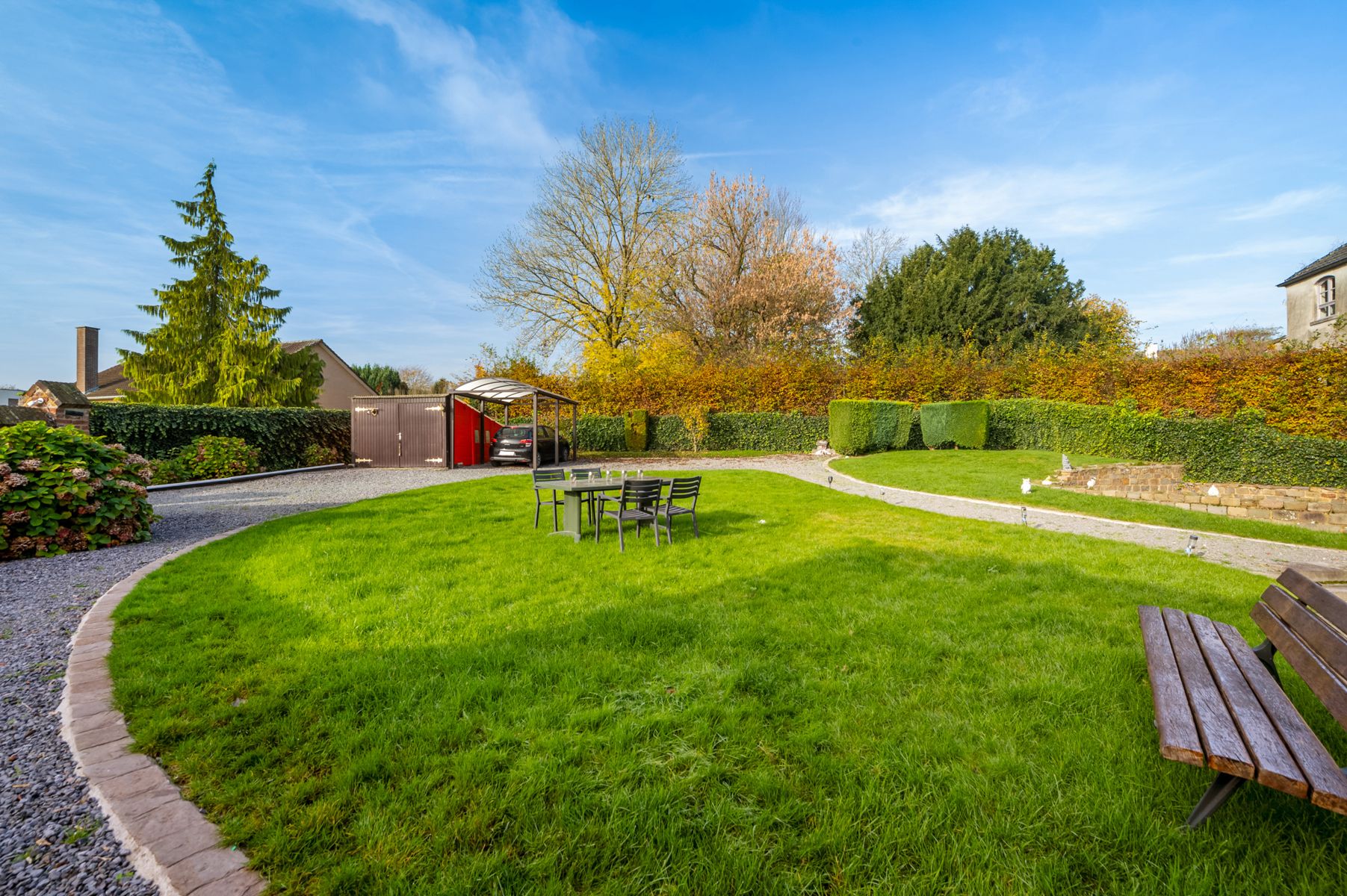 Charmante woning: Rust, ruimte en renovatiemogelijkheden foto 15