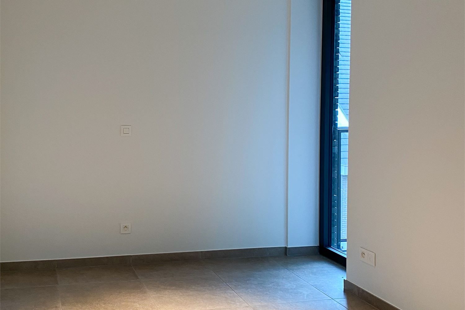 Recent appartement met riant terras nabij Markt Waregem | Stormestraat foto 3