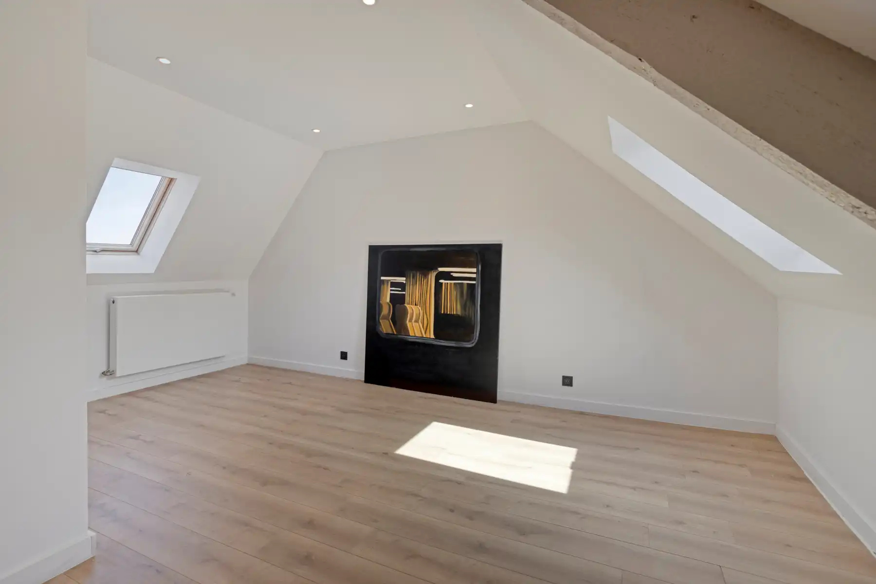 Prachtige burgerwoning naast de Sint-Annakerk foto 27