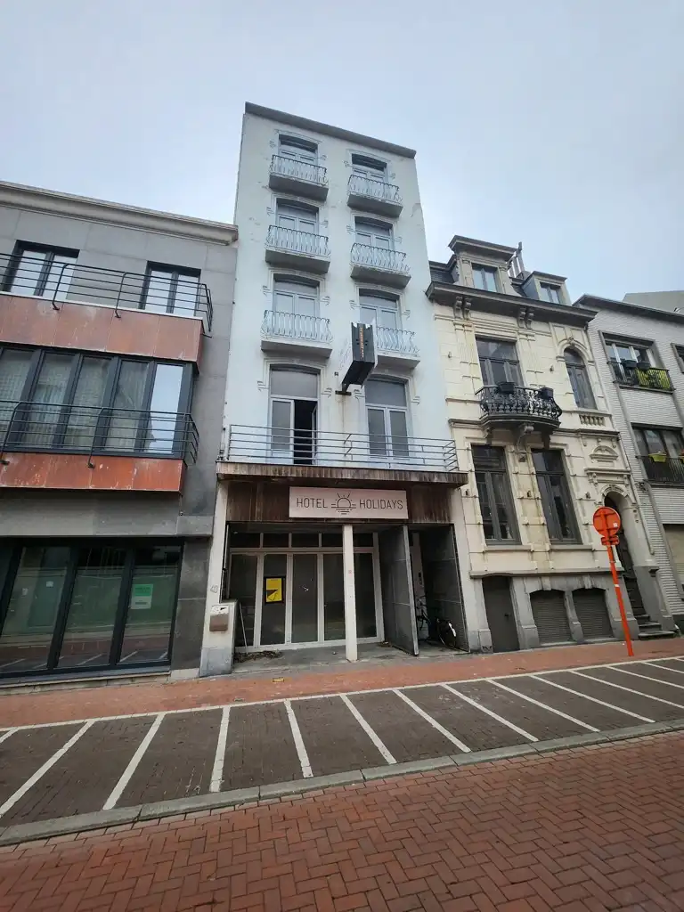 Karaktervol investeringspand op topligging in Blankenberge  foto 2