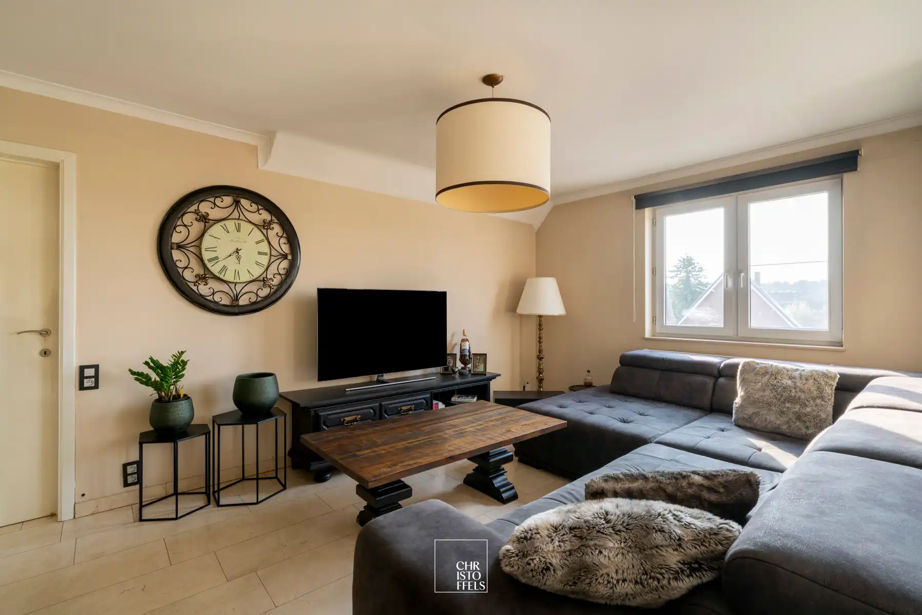 Ruim appartement (134m²) met 2 slaapkamers in Rekem foto 9