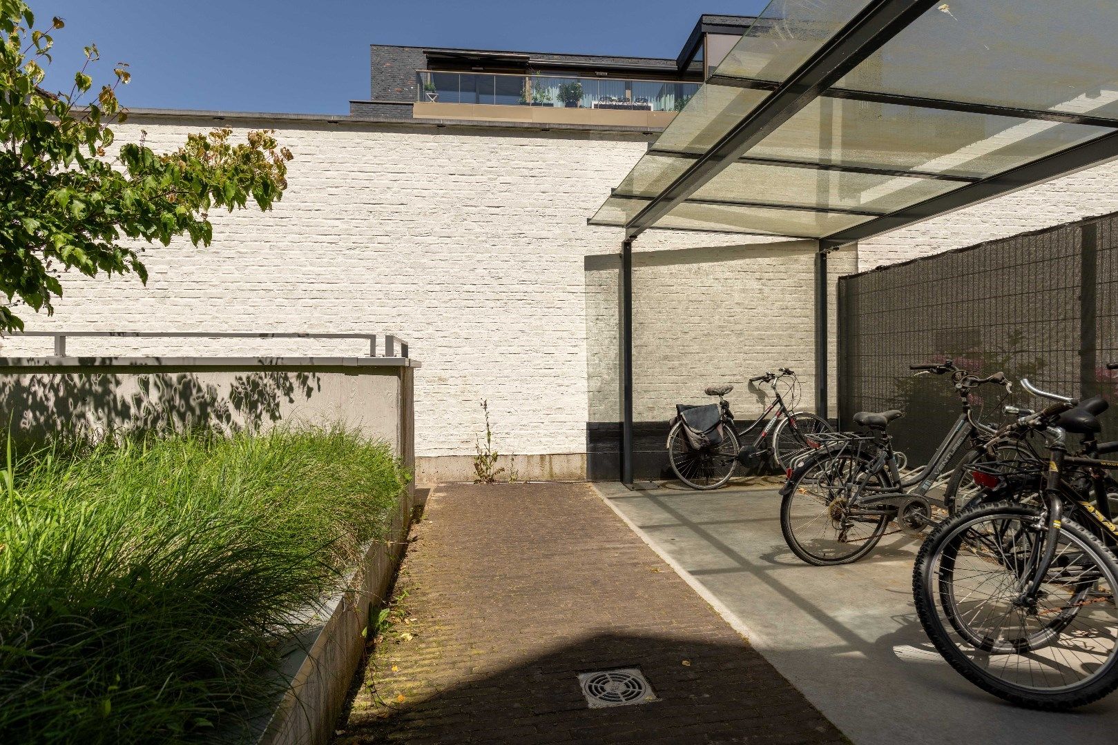 Appartement met één slaapkamer, berging en overdekte staanplaats te Kristus-Koning. foto 12