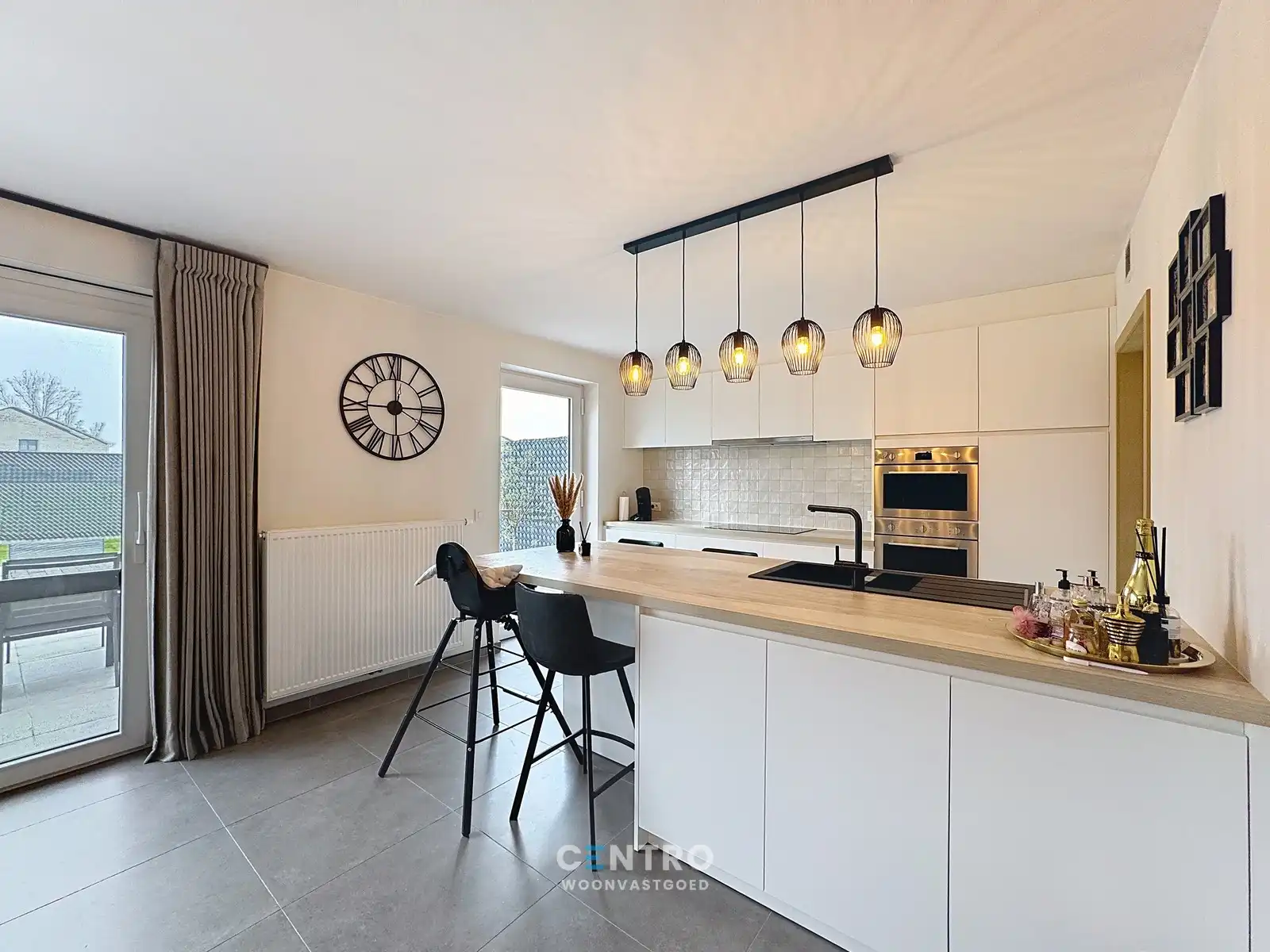 Recente ENERGIEZUINIGE HOB met alle COMFORT met 3 RUIME slpks, garage en LEUKE tuin! foto 7