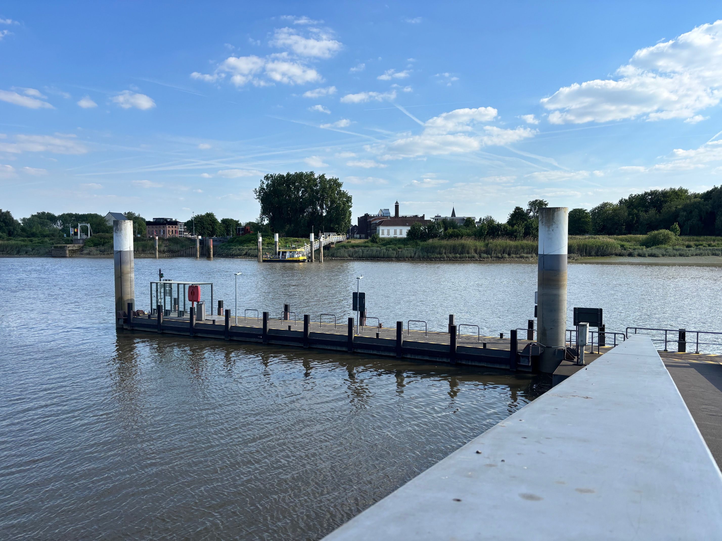 Zonnig appartement met 2 slaapkamers op TOP locatie te Boom! foto 25