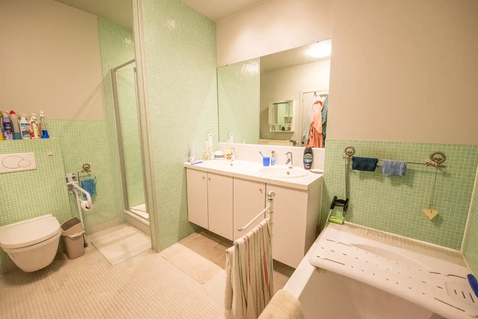 Ruim 2-slaapkamerappartement in centrum Wakken met zicht op groen! foto 14