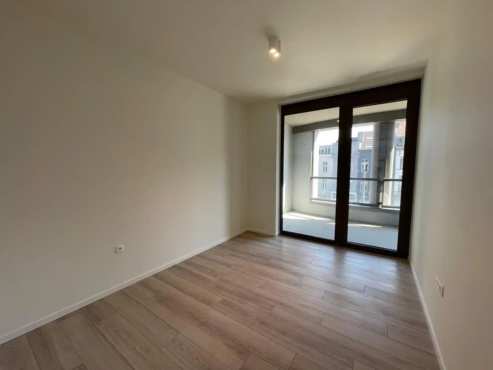 ANTWERPEN - appartement met terras en mooi uitzicht  foto 6