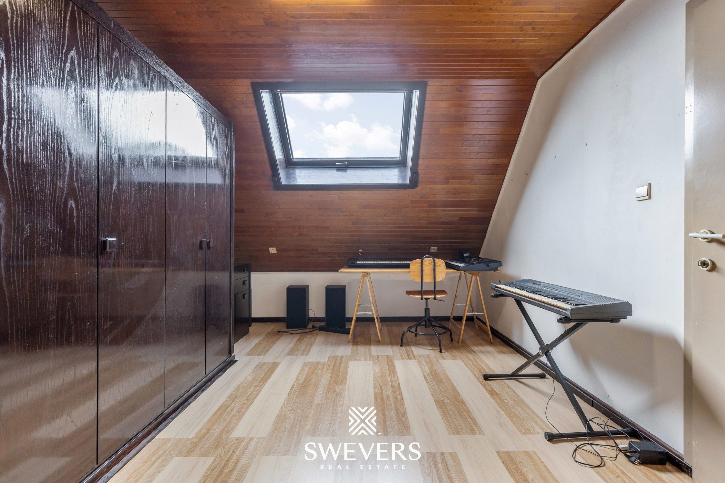 Woning op 6a 09ca met residentiële ligging aan kanaal van Beringen foto 24