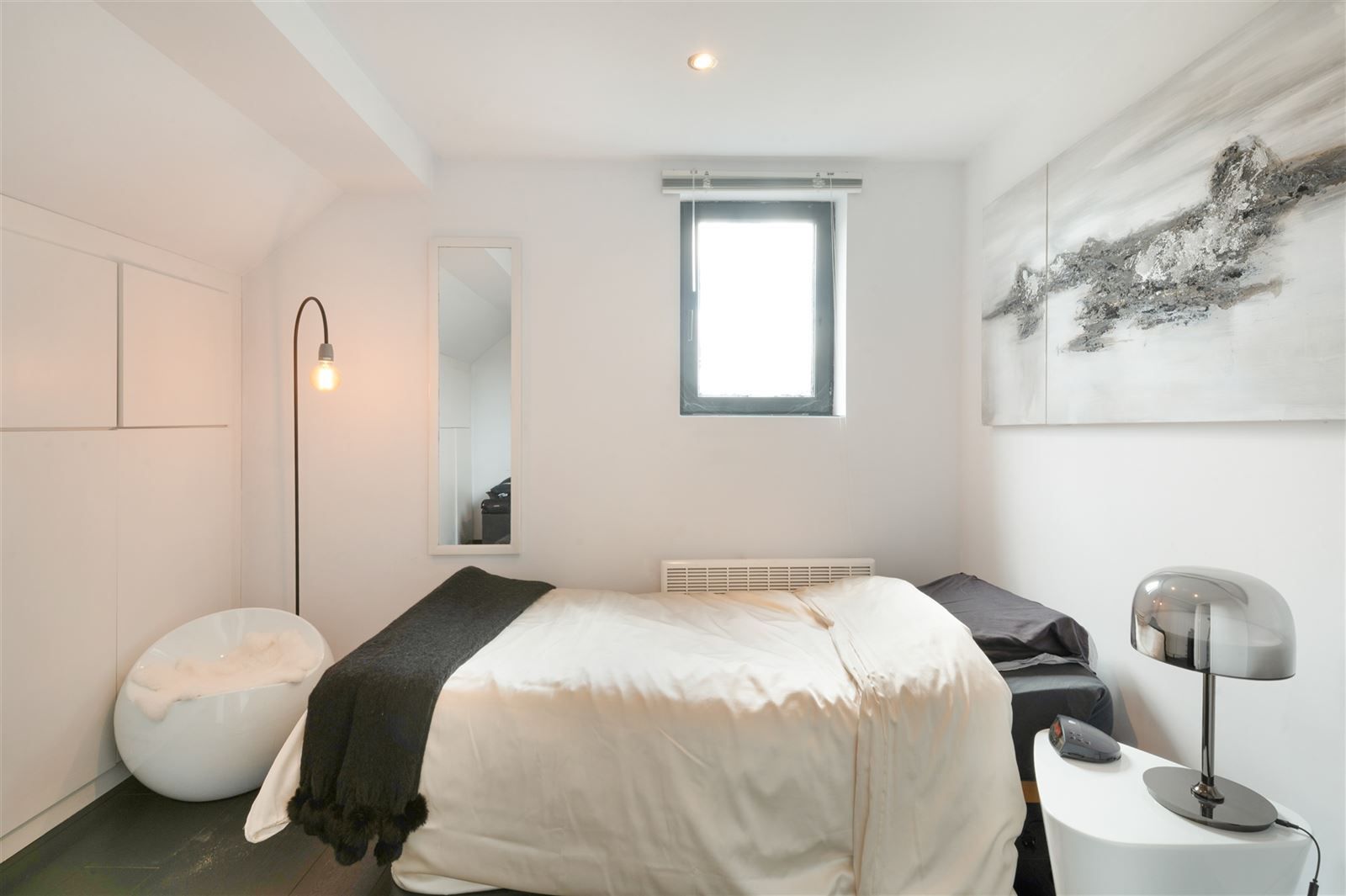 Rustig gelegen deels gerenoveerde woning foto 16